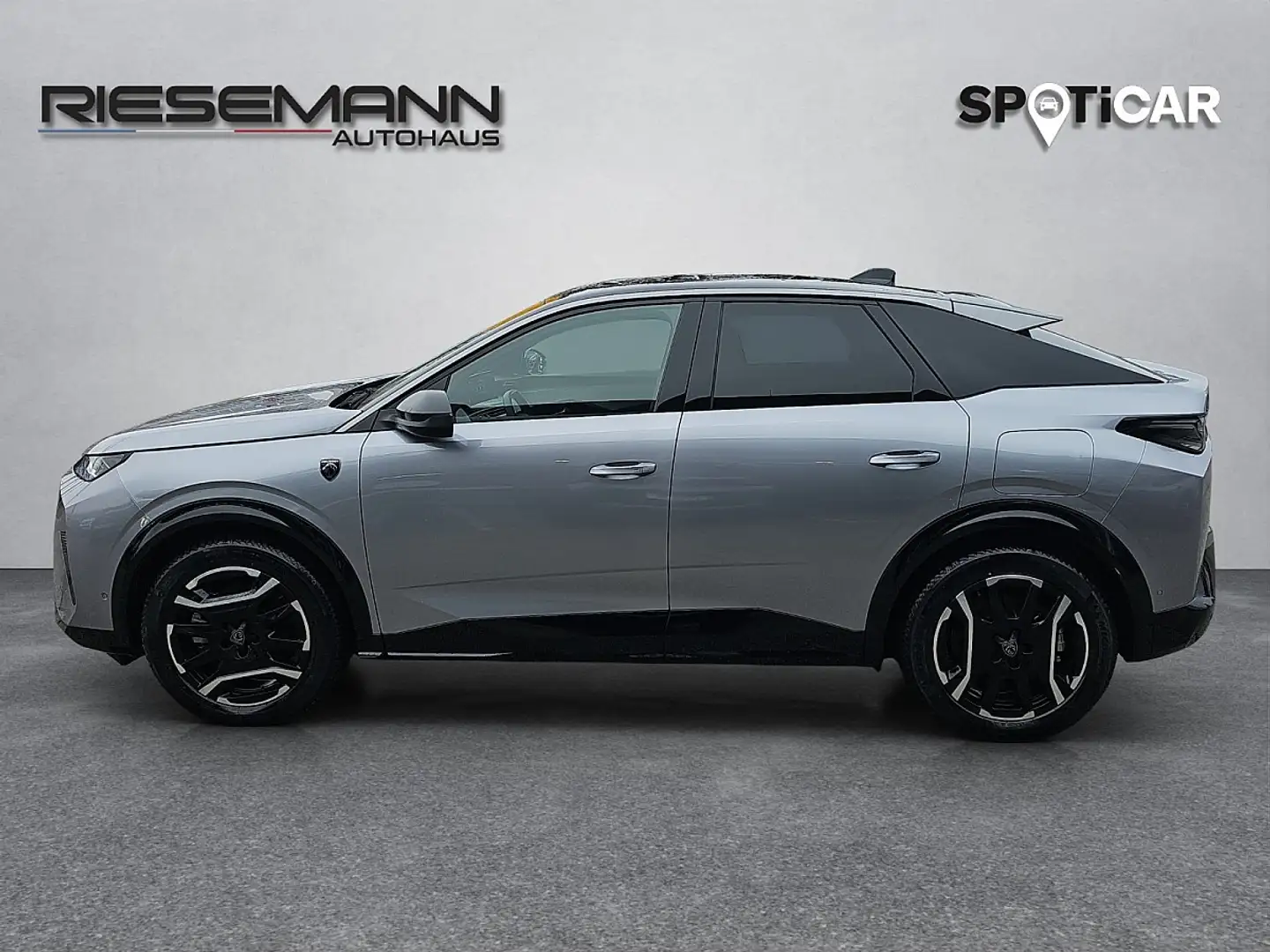 Peugeot 3008 GT Elektro 210 73kWh Grau - 2