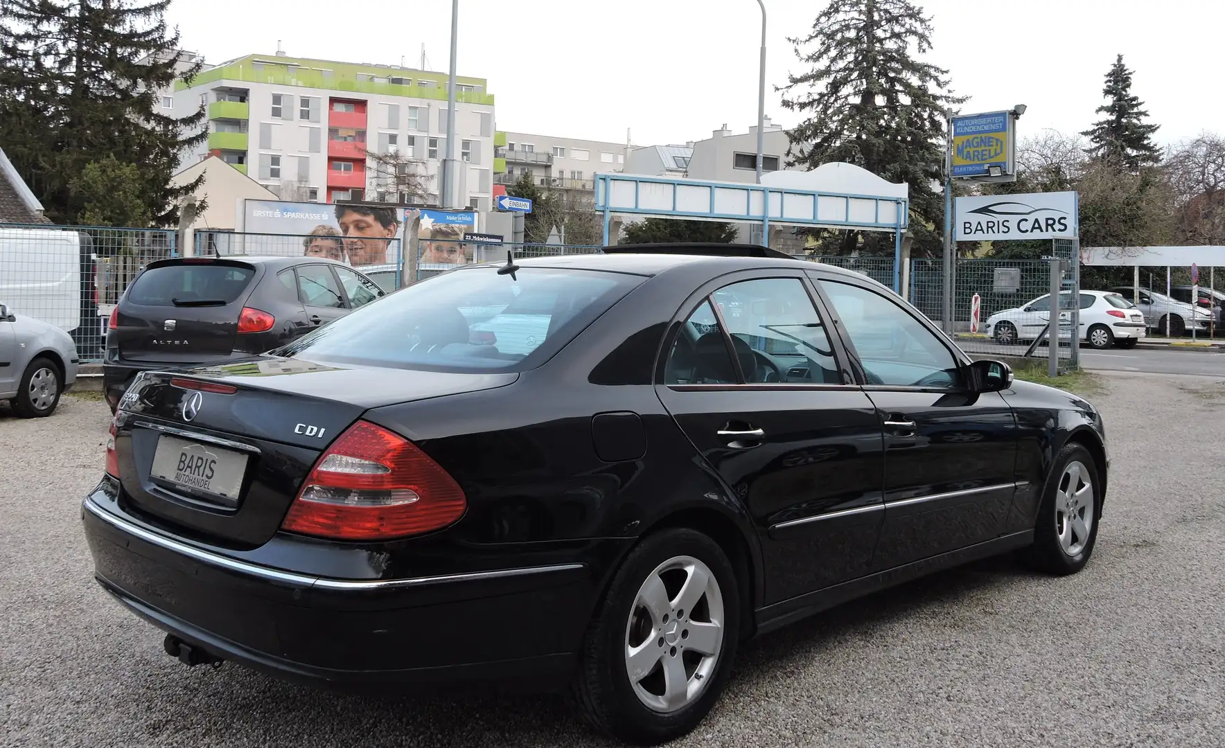 Mercedes-Benz E 220 E 220 CDI (211.006) Černá - 2
