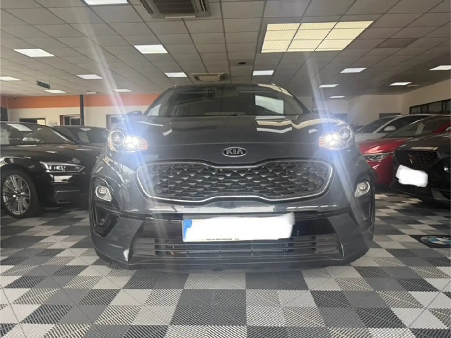 Kia Sportage Active 2WD Grau - 1