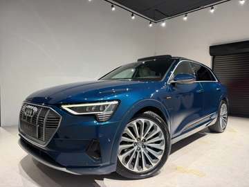 E-Tron 300 kWh Quattro Advanced 55//TOIT PANO//LED