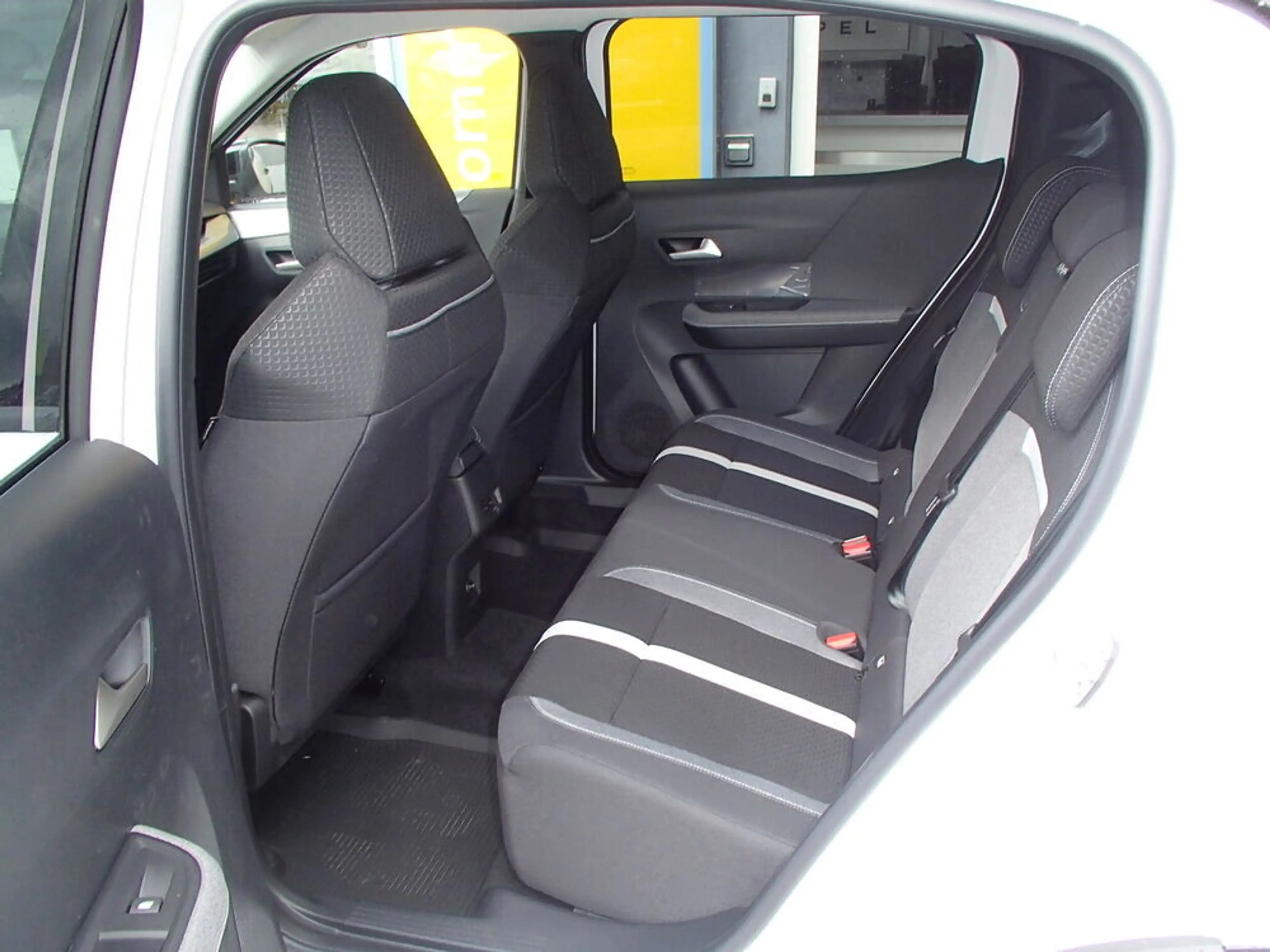 Opel Frontera 1.2 DI MHEV GS Aut. — photo 8
