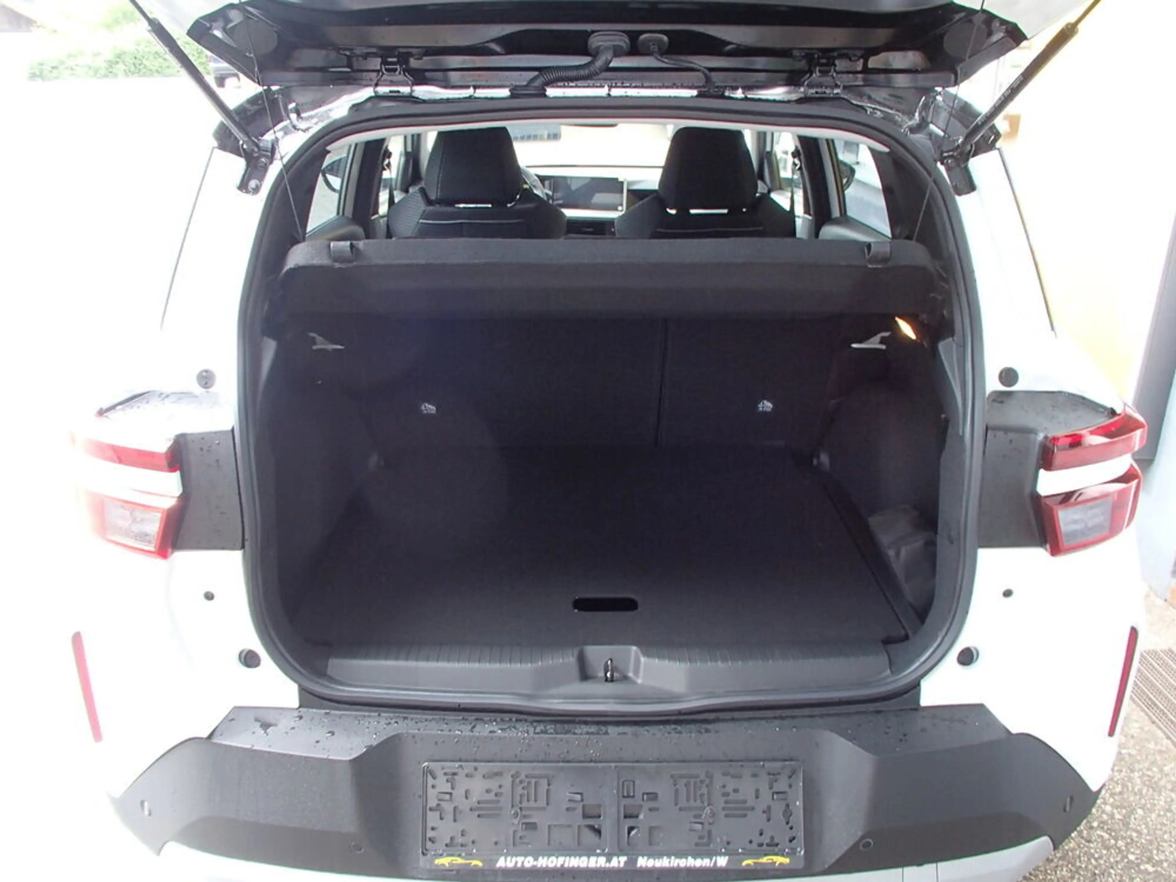 Opel Frontera 1.2 DI MHEV GS Aut. — photo 10