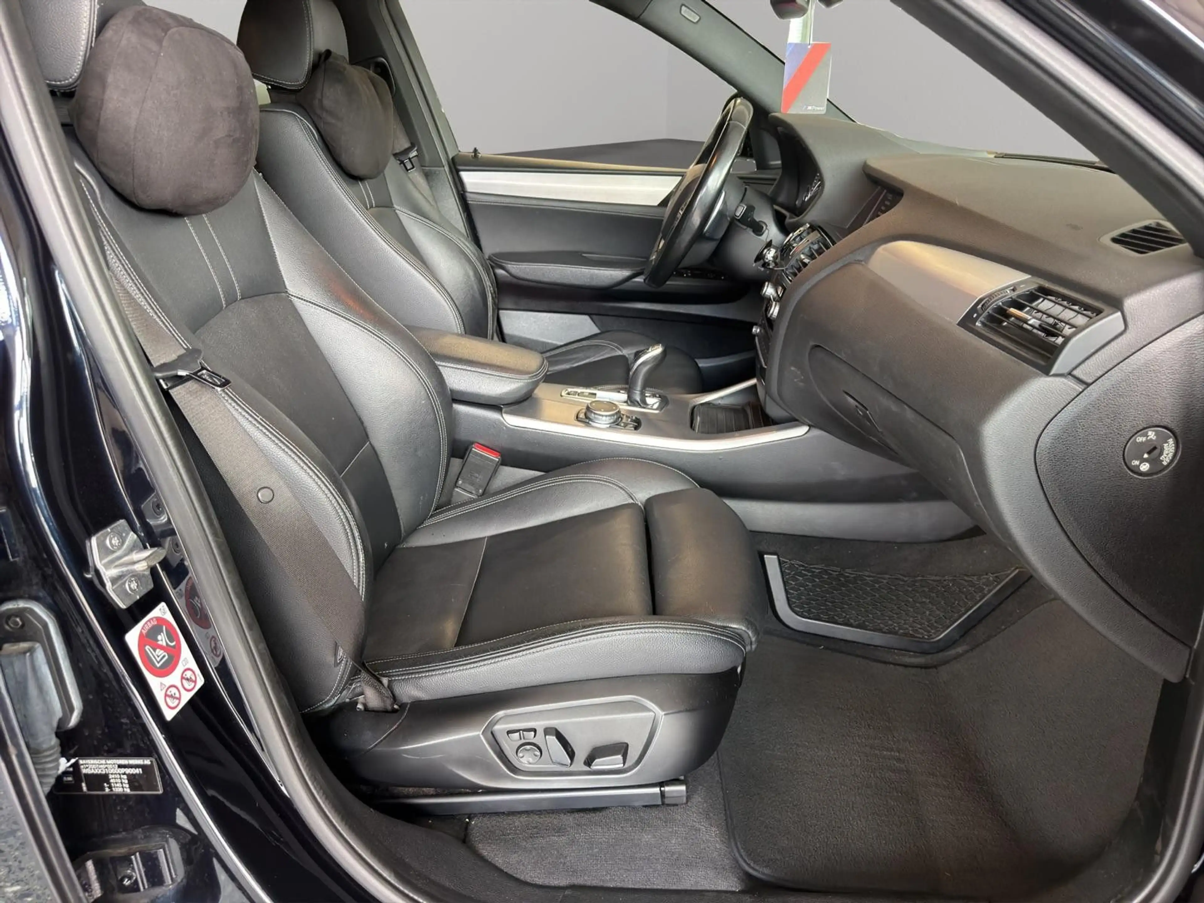 BMW X4 xDrive 30 d AUT.*LEDER*SHZ*MEMORY*HUD*CAM*PDC — photo 12