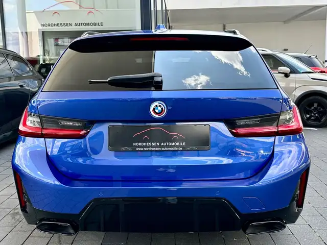BMW M3 view 7