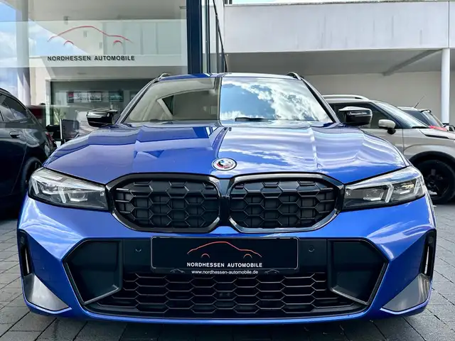 BMW M3 view 5