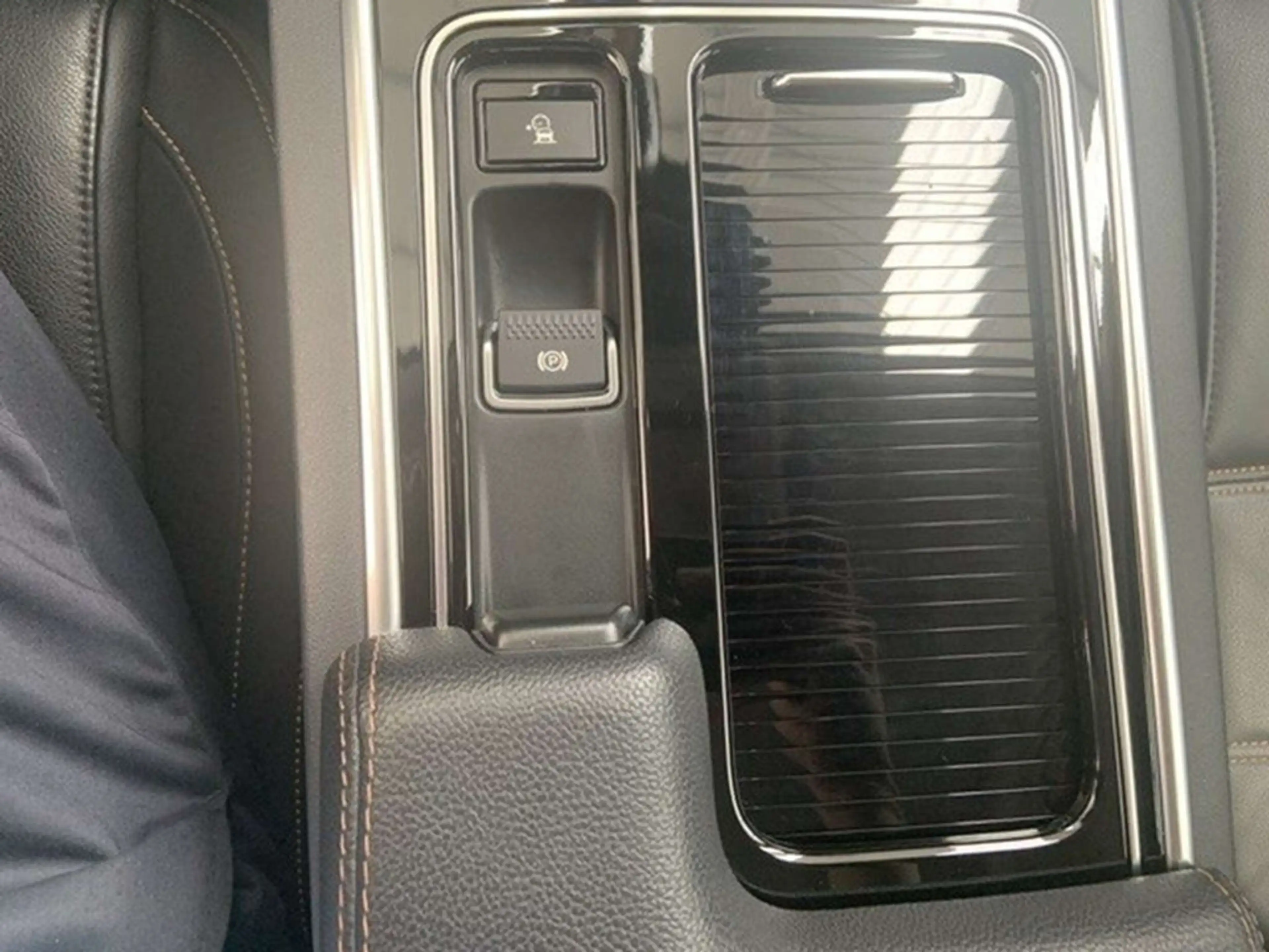 Jaguar XE Jaguar XE Performance Pure 2.0 Diesel 120kw — photo 15