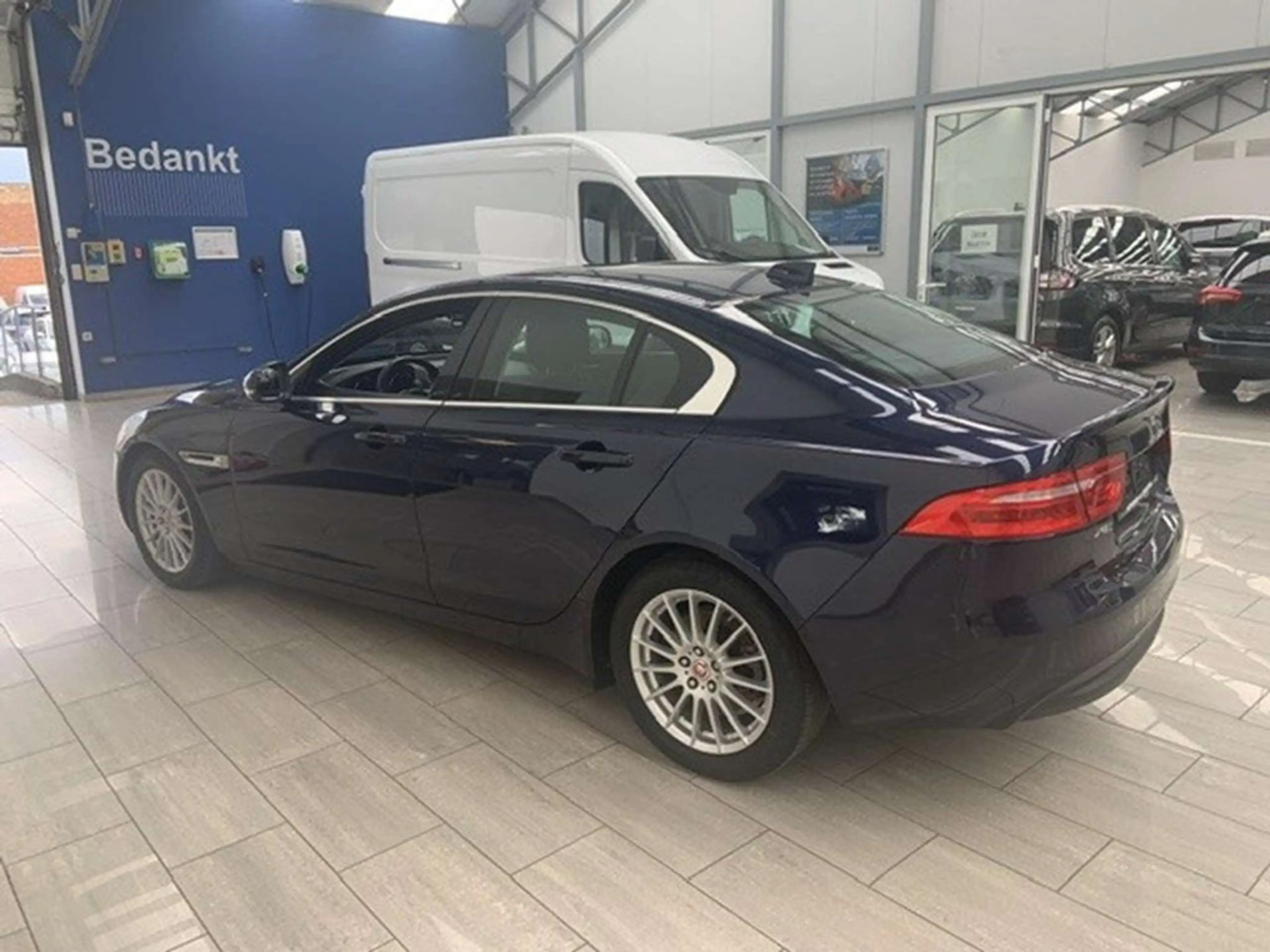 Jaguar XE Jaguar XE Performance Pure 2.0 Diesel 120kw — photo 3