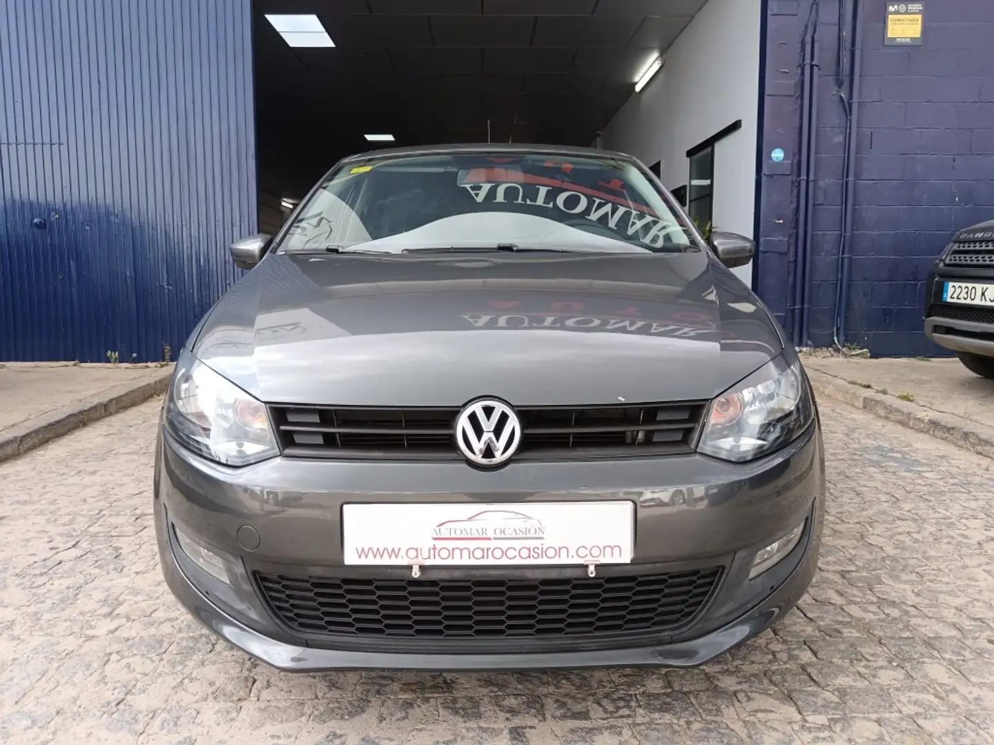 Volkswagen Polo 1.2TDI Sport Gris - 2