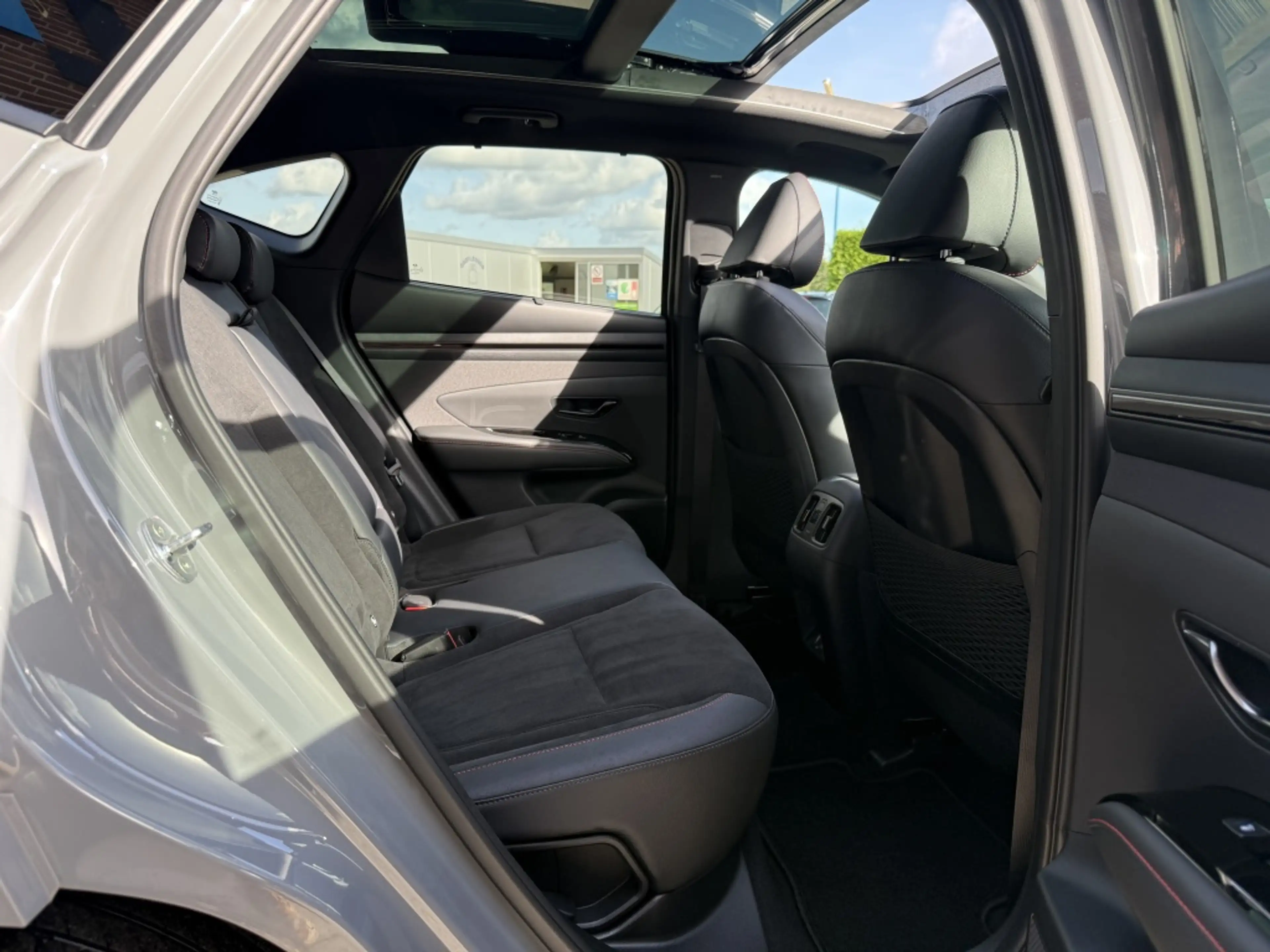 Hyundai TUCSON 1.6 T-GDi 265PK PHEV N-Line Sky — photo 26