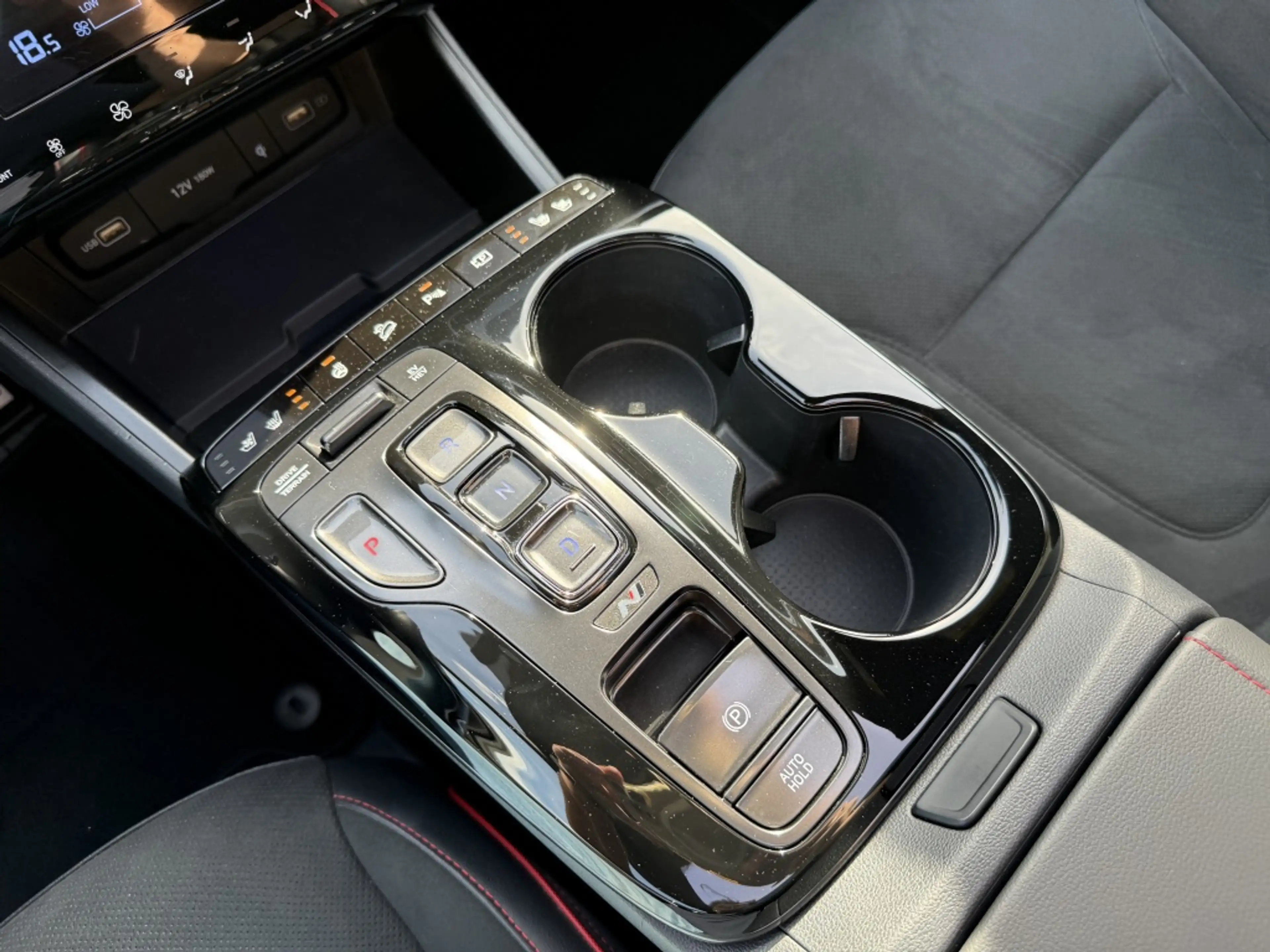 Hyundai TUCSON 1.6 T-GDi 265PK PHEV N-Line Sky — photo 47