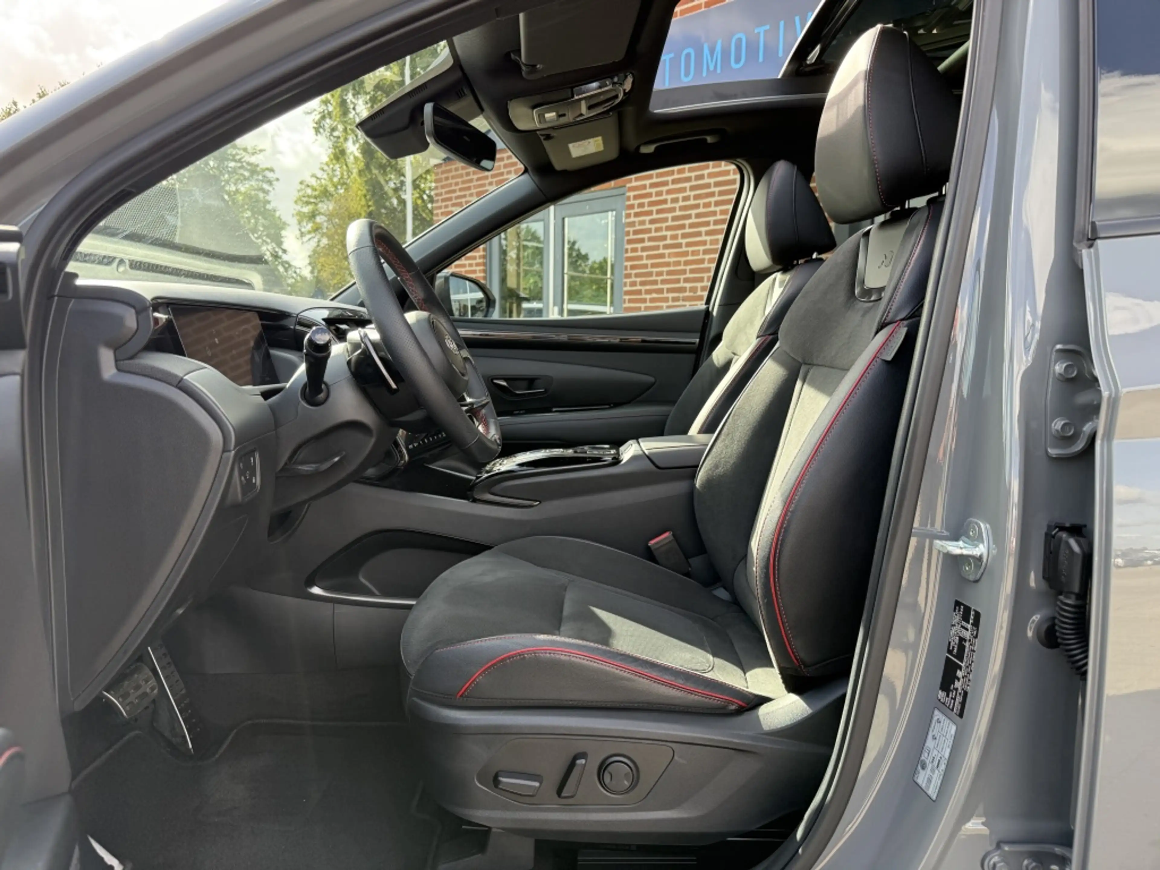 Hyundai TUCSON 1.6 T-GDi 265PK PHEV N-Line Sky — photo 9