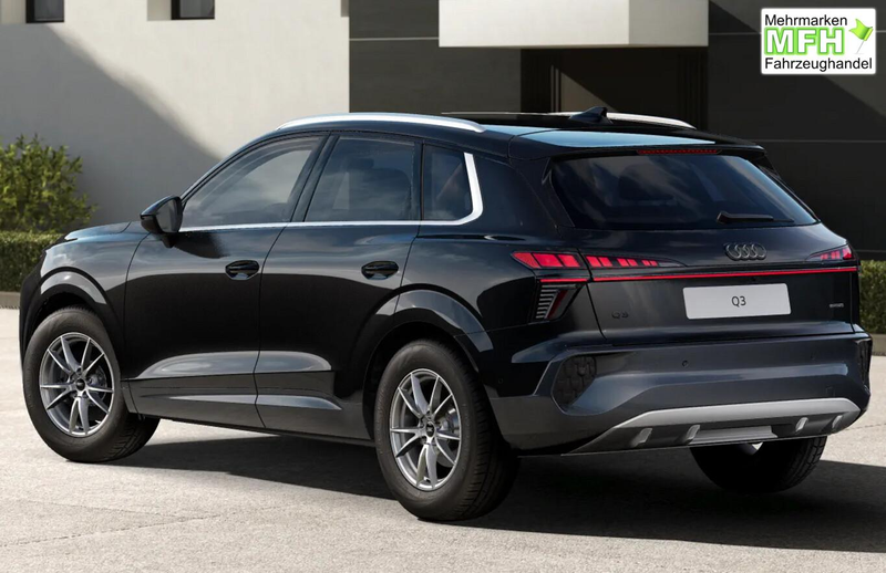 Audi Q3 Intense Tech LED+ KlimaP MMI+ Keyl ACC PrivG eH... — photo 2