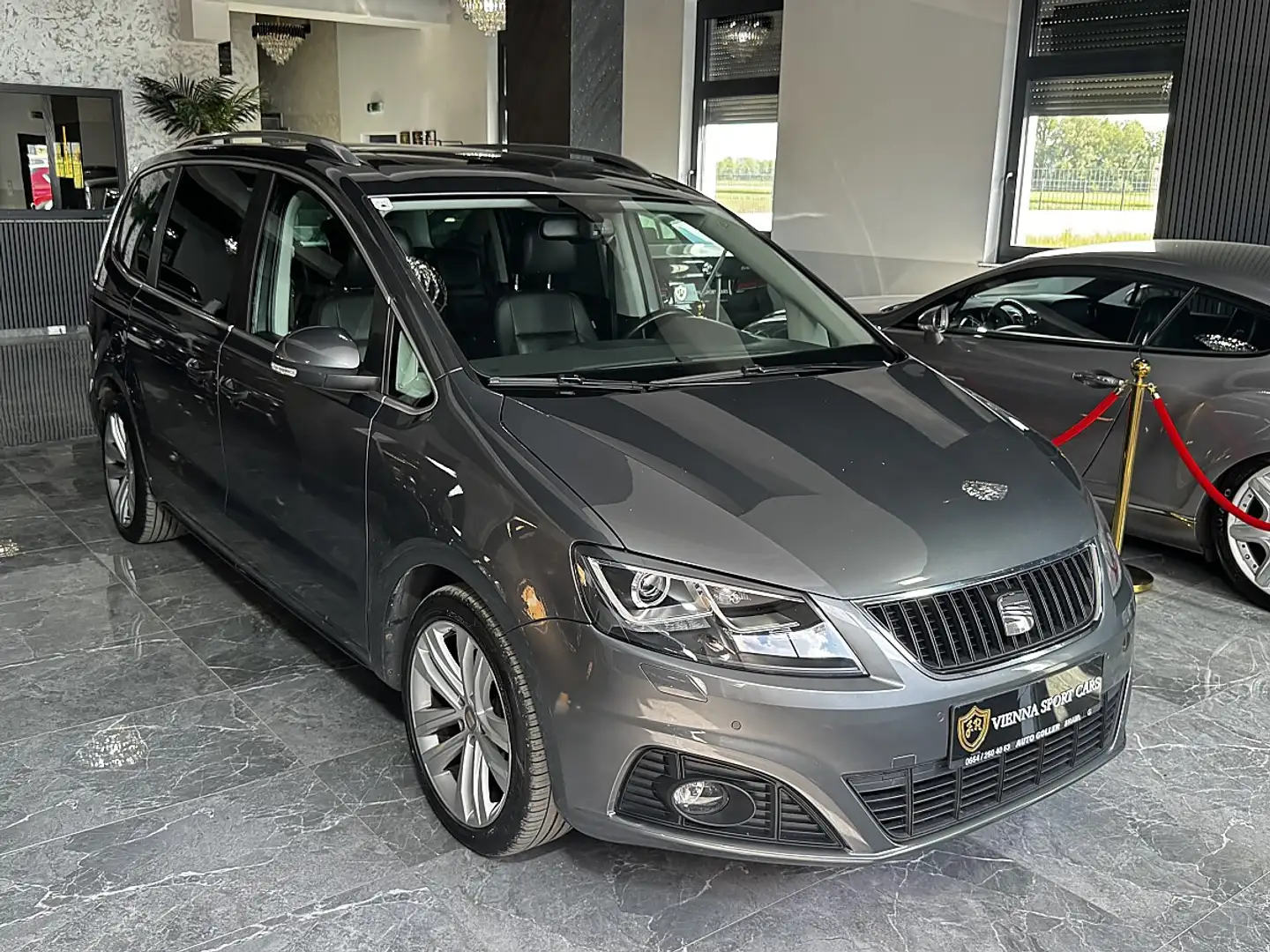 SEAT Alhambra Style 2,0 TDI 4WD*7-Sitze*Top-Austattung* Grau - 2