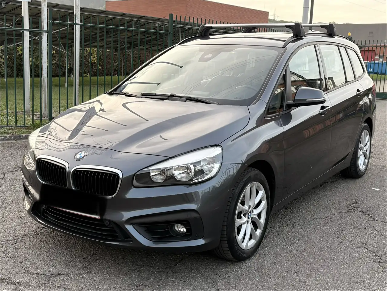 BMW 216