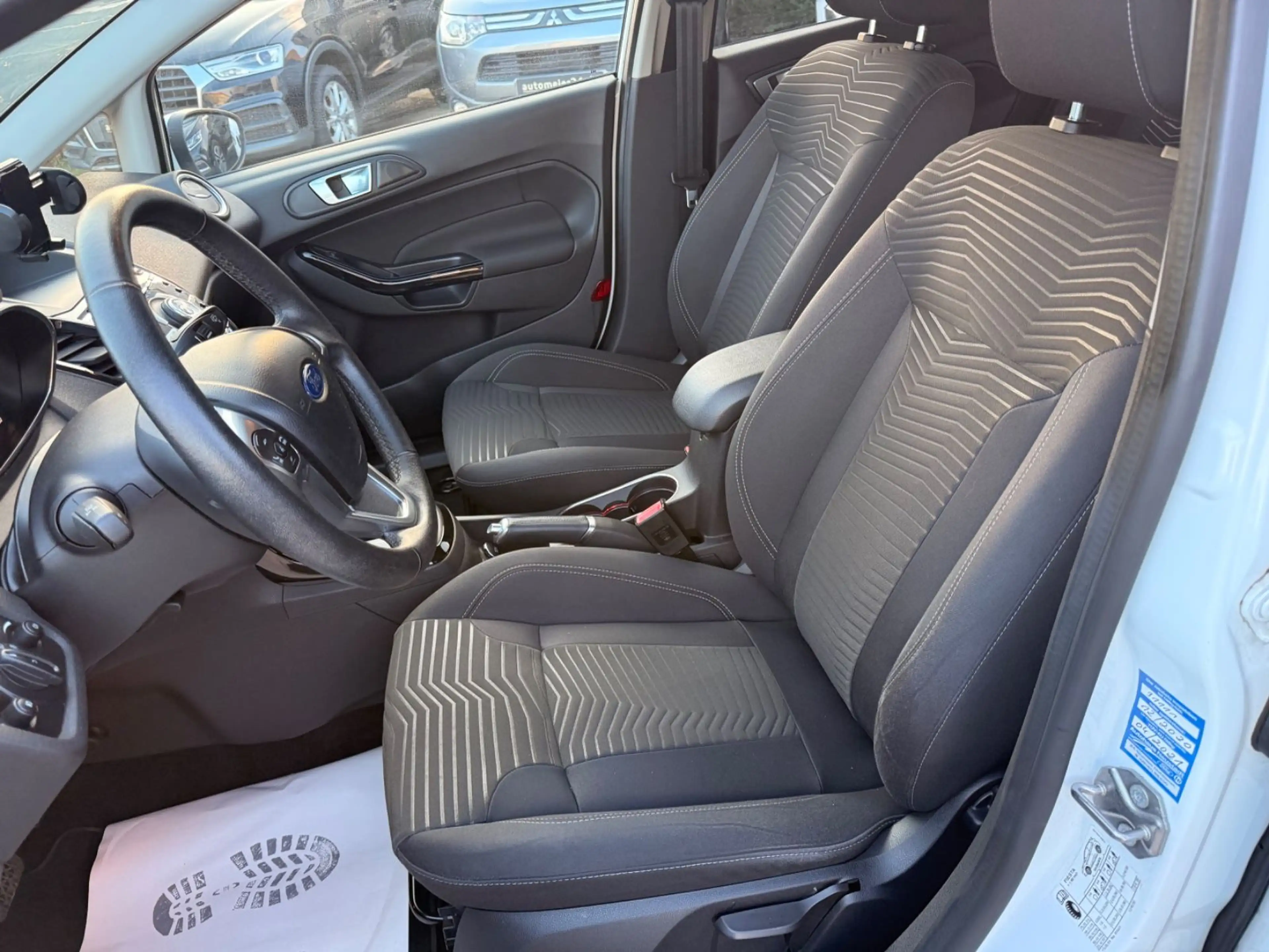 Ford Fiesta *Zahnriemen NEU!!* — photo 10