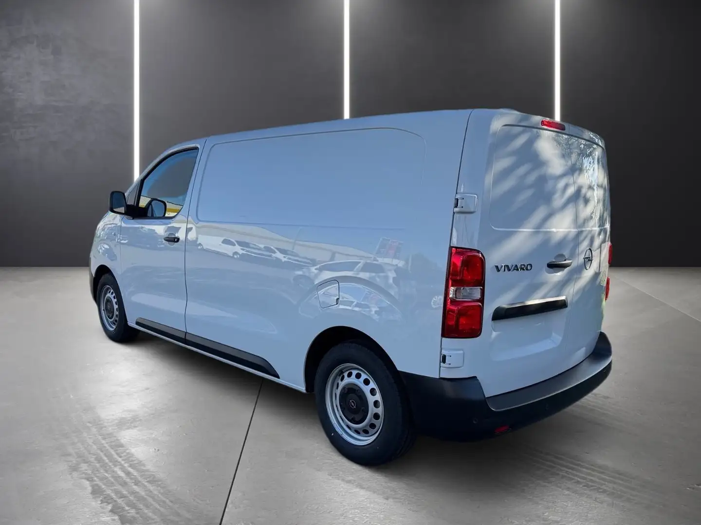 Opel Vivaro Kastenwagen L2  2.0 BlueHDi RFK AHK Klima Blanc - 2