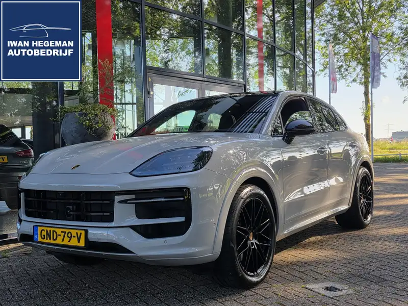 PORSCHE Cayenne Coupe