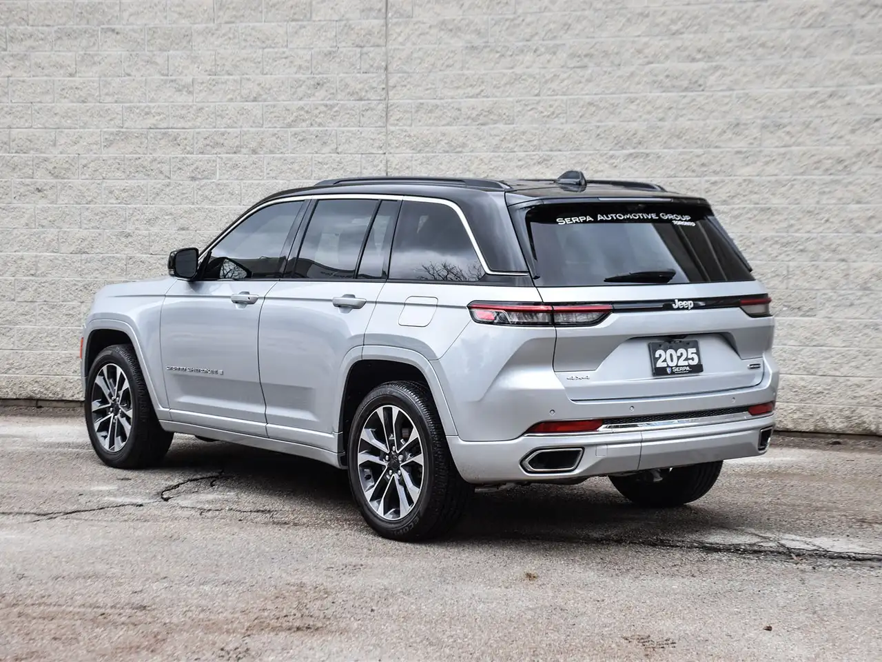 Jeep Grand Cherokee снимка Jeep Grand Cherokee
