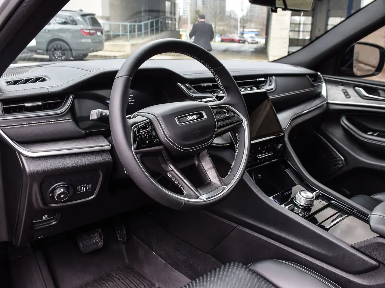 Jeep Grand Cherokee снимка Jeep Grand Cherokee