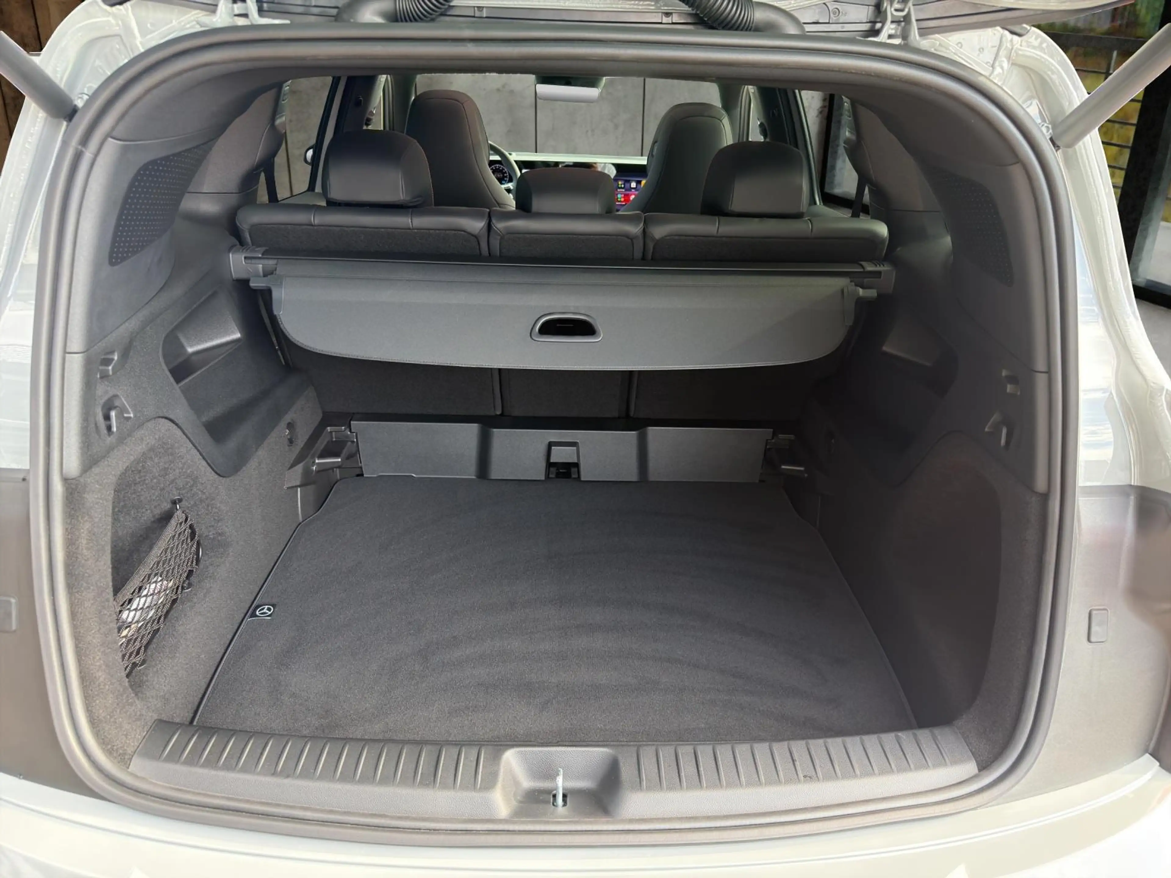 Mercedes-Benz GLB 250 250+ Business Solution AMG 85.5 kWh — photo 15