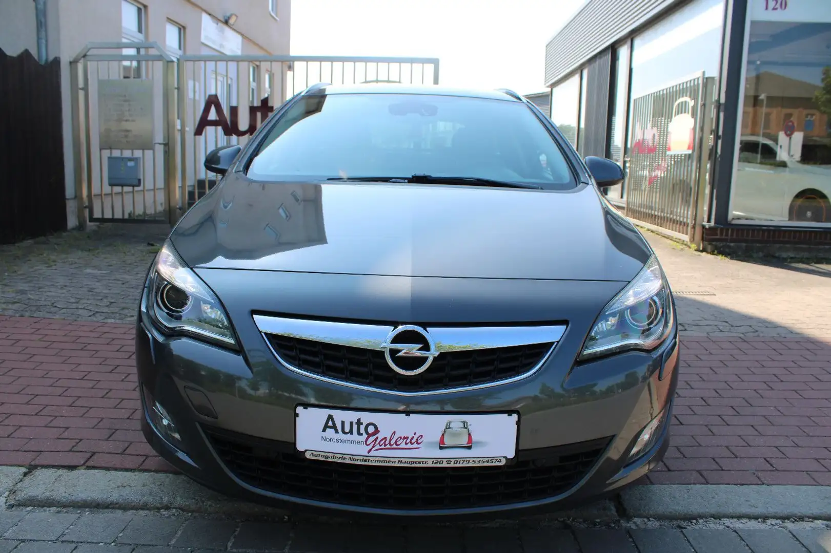 Opel Astra J Sports Tourer Innovation|Klimaauto.|Alu Grau - 2