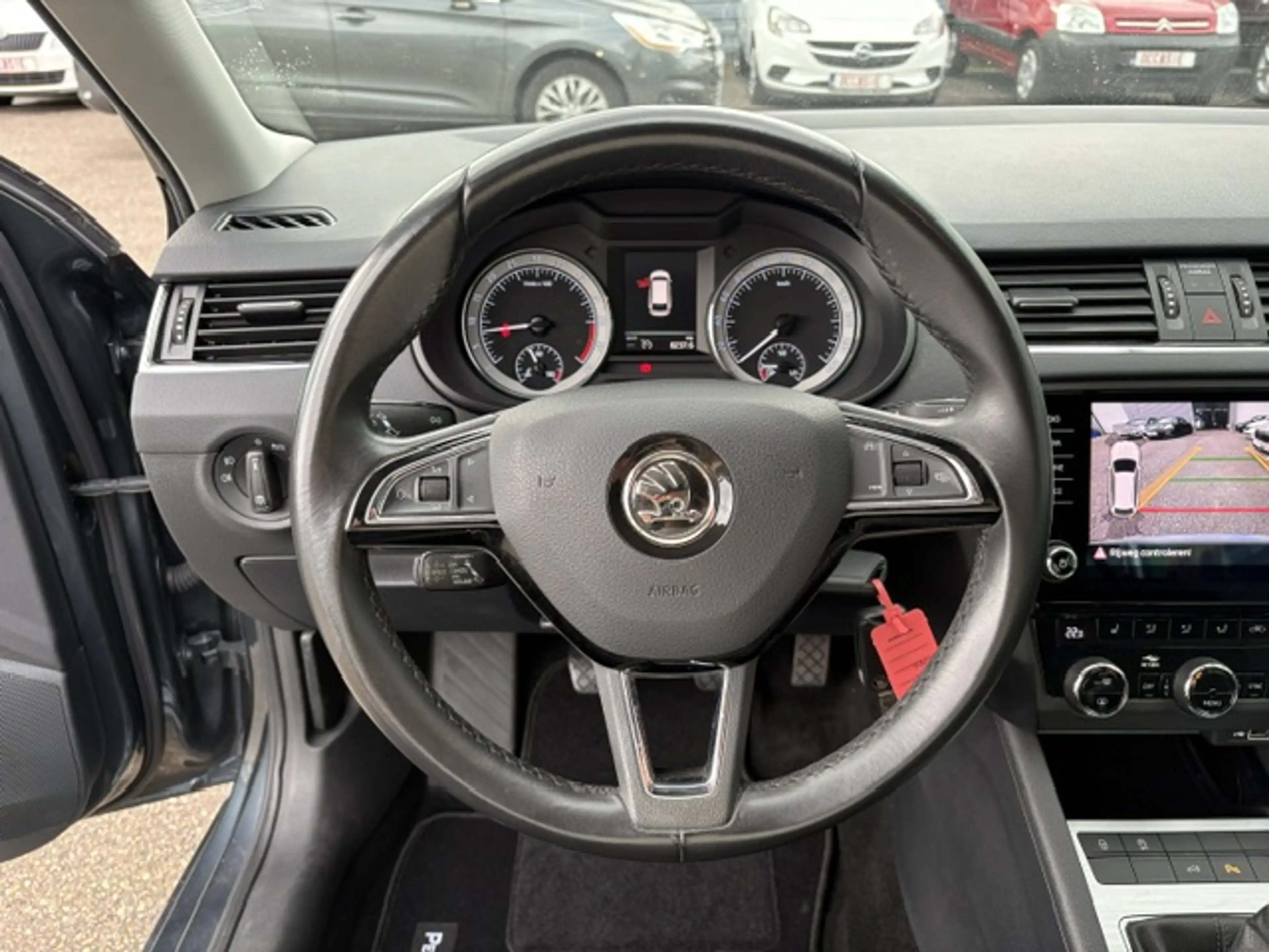Skoda Octavia Octavia SW 1.6 CR TDi Style 2020 — photo 9