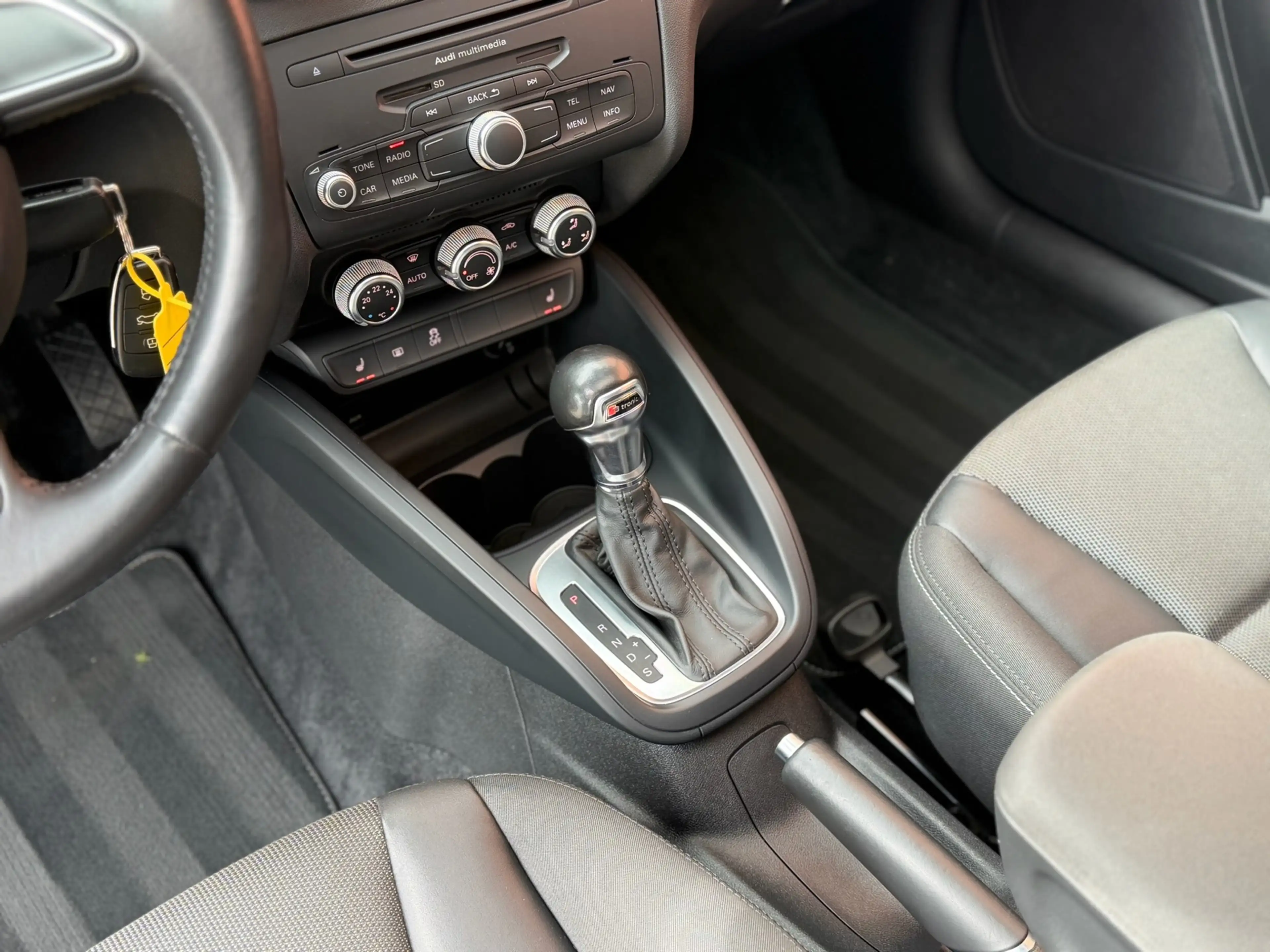 Audi A1 SPORTBACK 1.4 TFSI Pro Line S Pano Cruise PDC 18" — photo 12