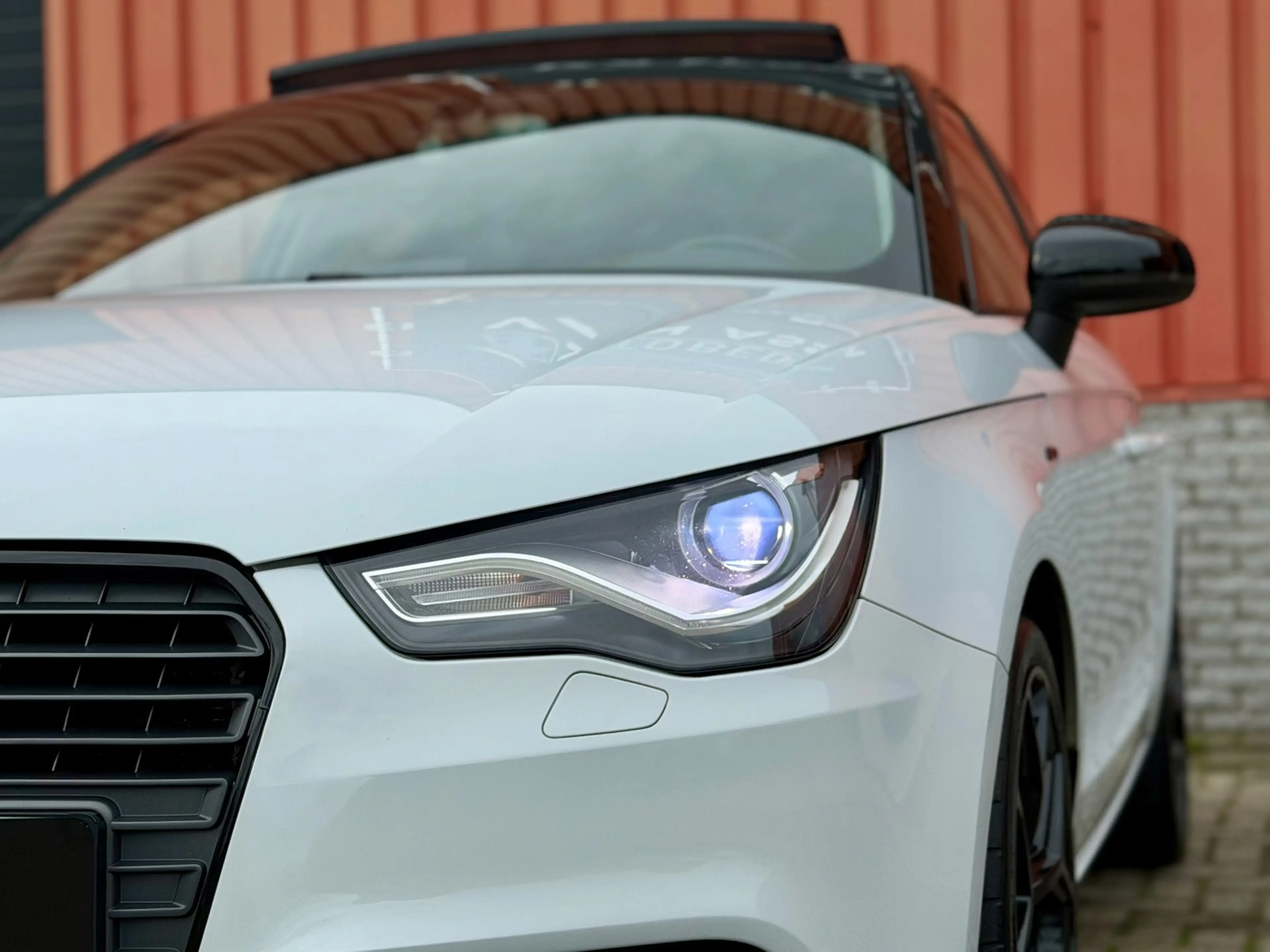 Audi A1 SPORTBACK 1.4 TFSI Pro Line S Pano Cruise PDC 18" — photo 38