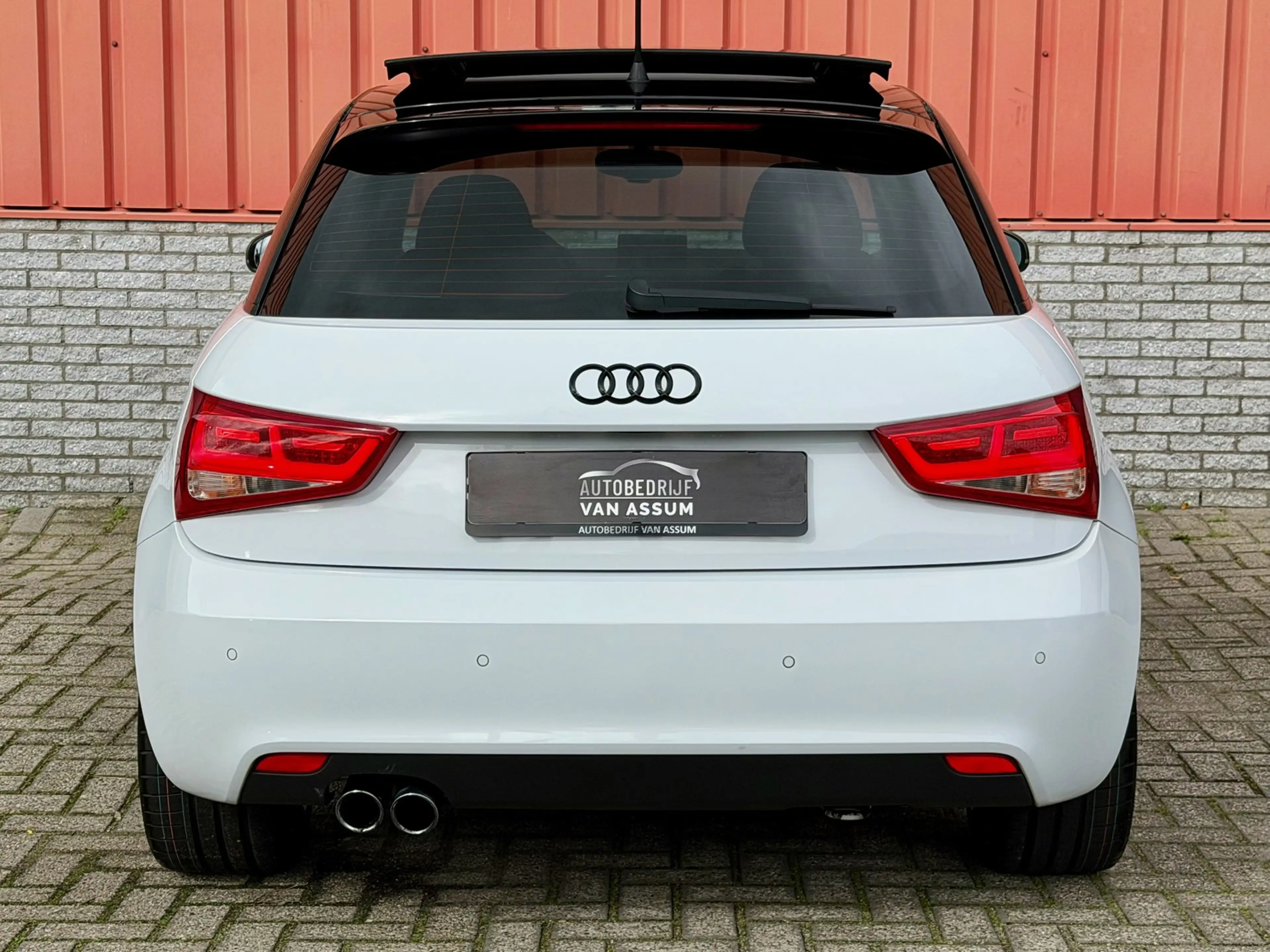 Audi A1 SPORTBACK 1.4 TFSI Pro Line S Pano Cruise PDC 18" — photo 16