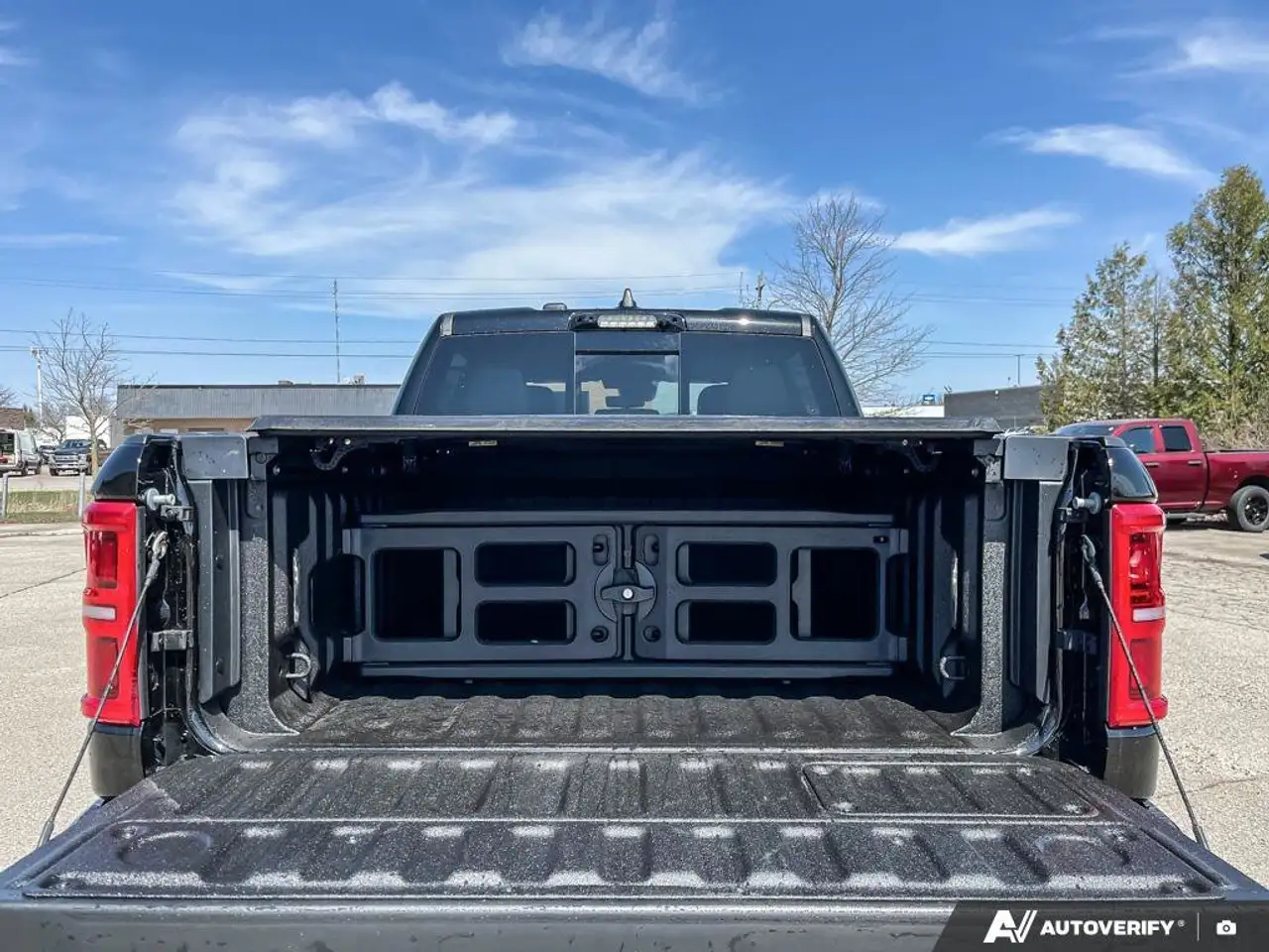 RAM 1500 снимка RAM 1500