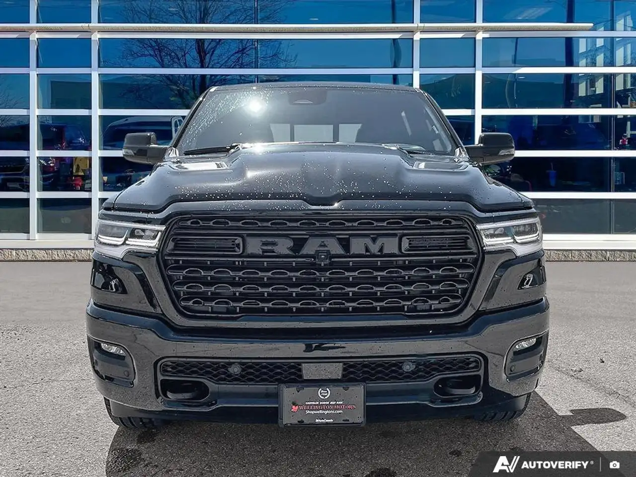 RAM 1500 снимка RAM 1500
