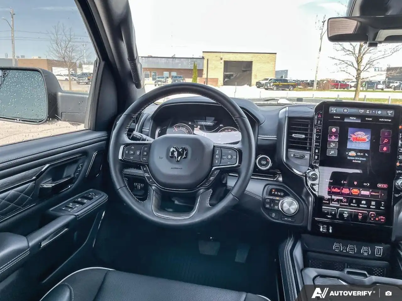 RAM 1500 снимка RAM 1500