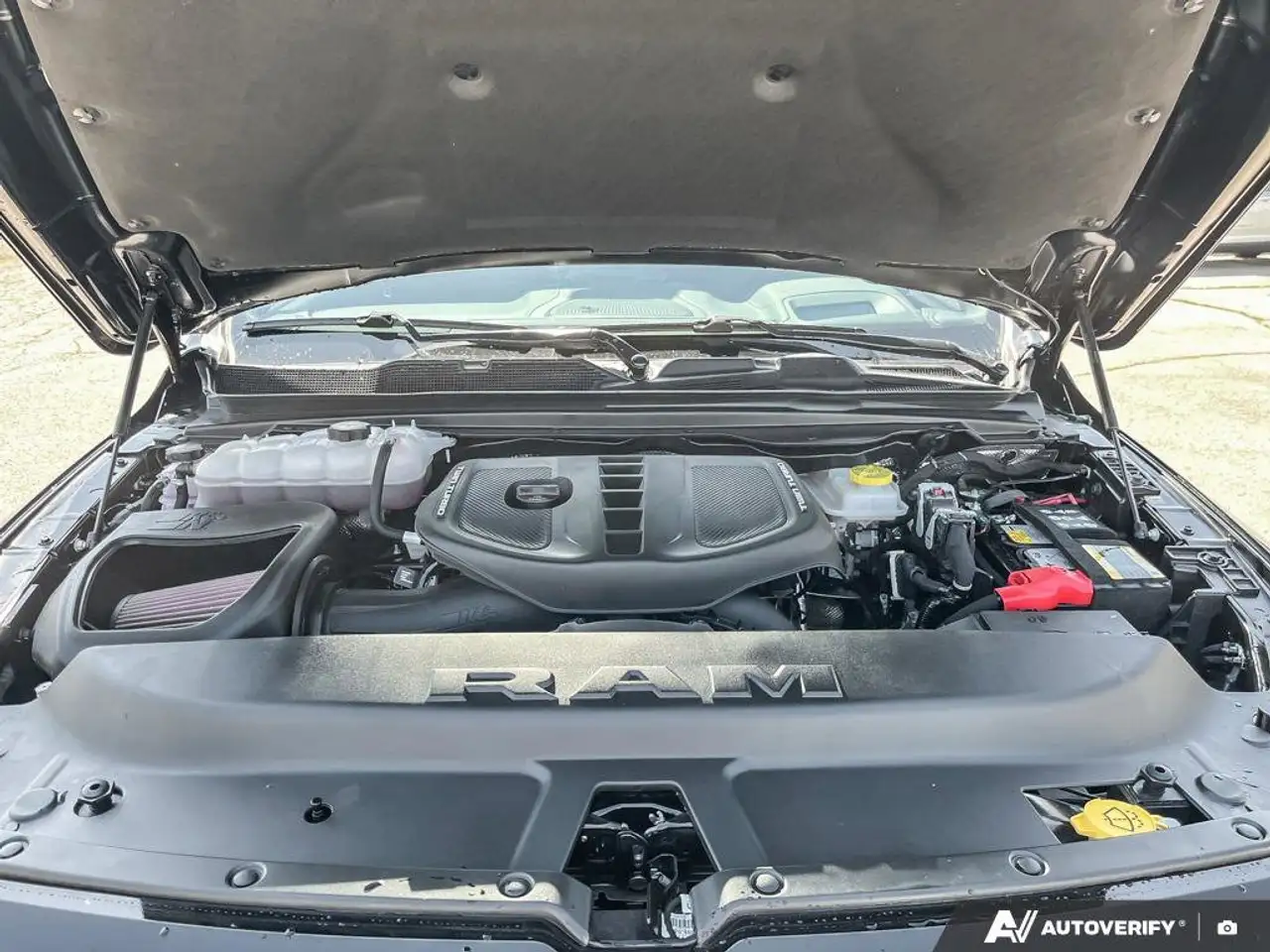 RAM 1500 снимка RAM 1500