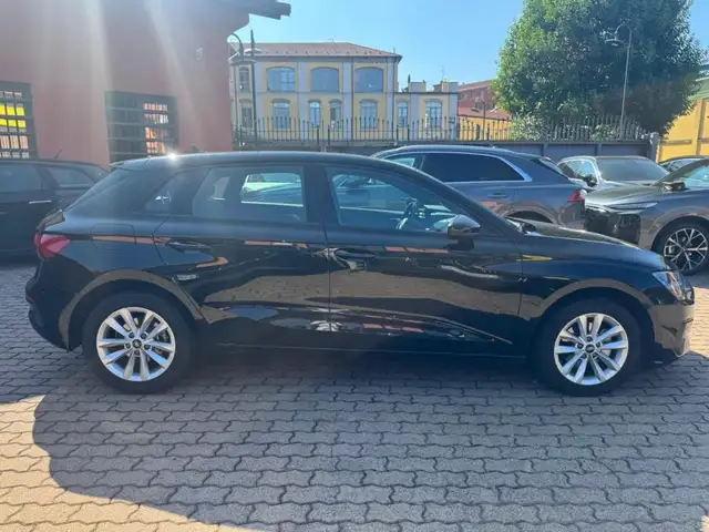 Audi A3 view 7