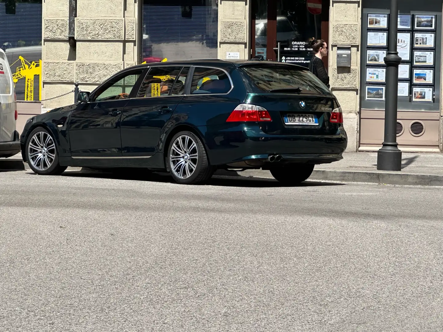 BMW 535 535d Touring E61 con guida disabili removibile Зелений - 1