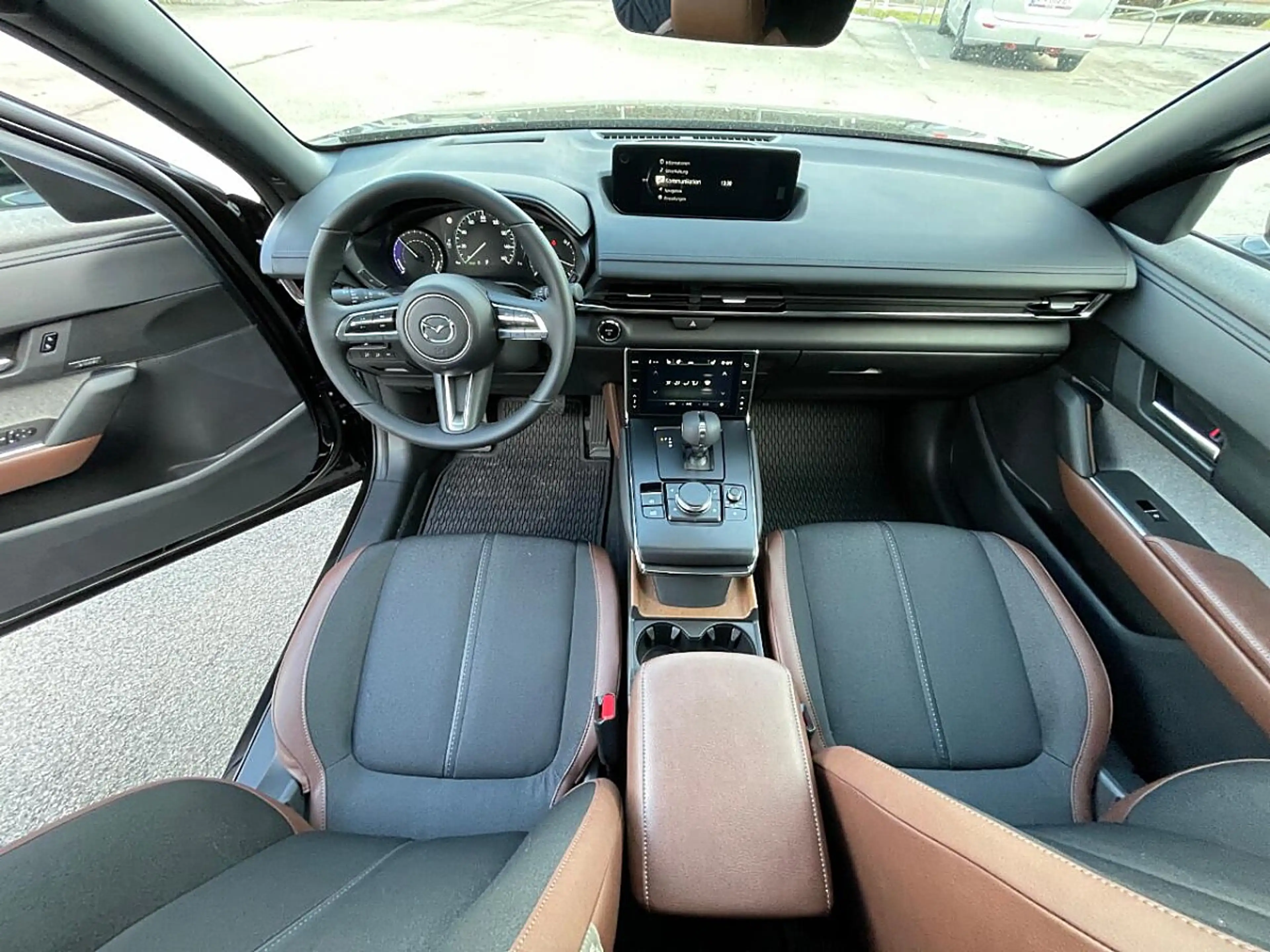 Mazda MX-30 e-SKYACTIV EV 35,5kWh MAKOTO INDU. VINTAGE PRE-... — photo 10
