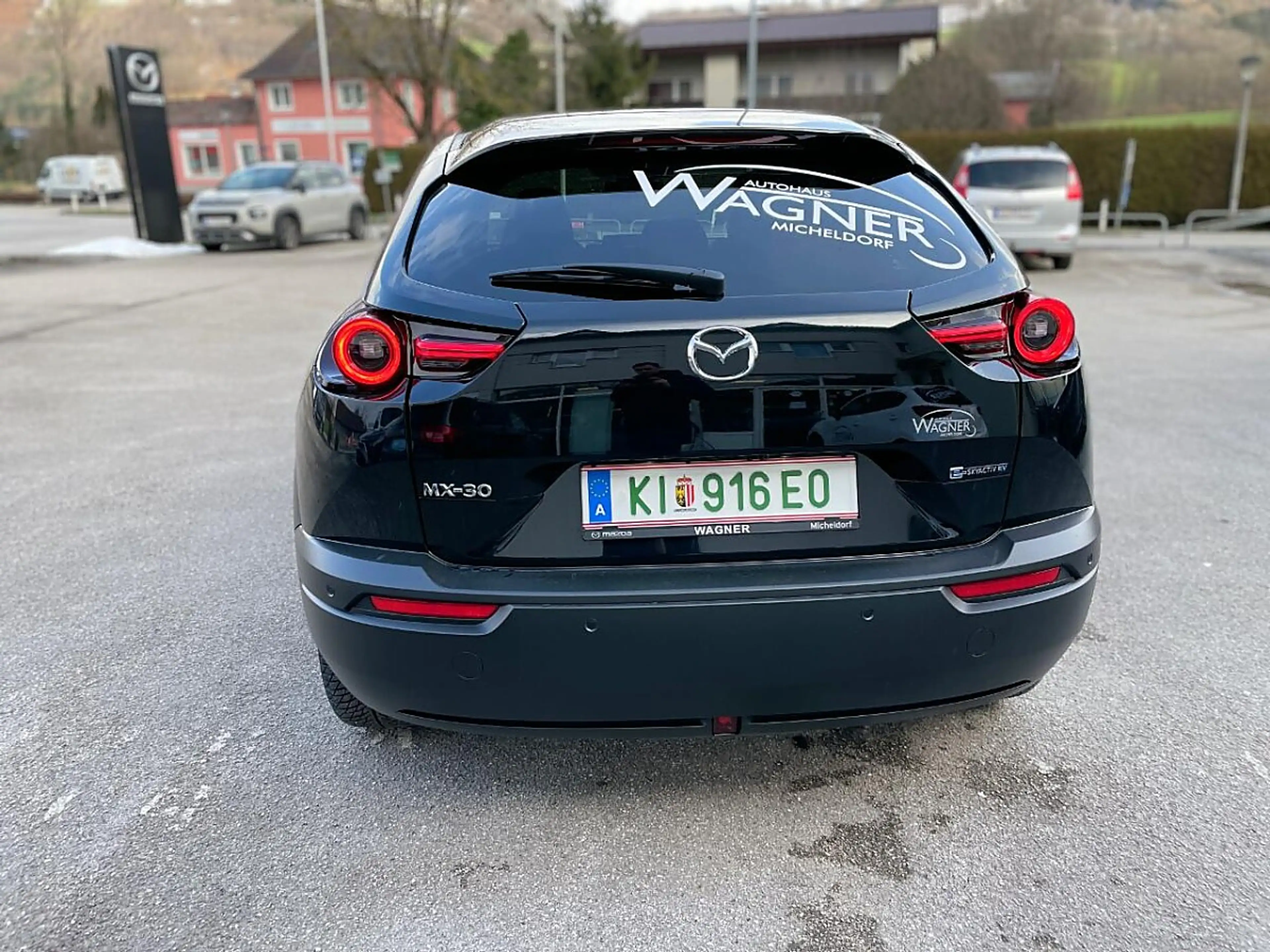 Mazda MX-30 e-SKYACTIV EV 35,5kWh MAKOTO INDU. VINTAGE PRE-... — photo 5