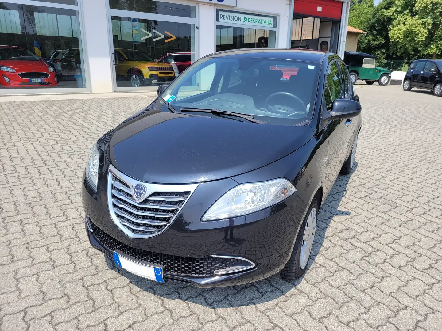 Lancia Ypsilon Ypsilon III 2011 1.2 8v Gold s Noir - 1