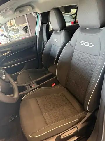 Fiat 600 view 12
