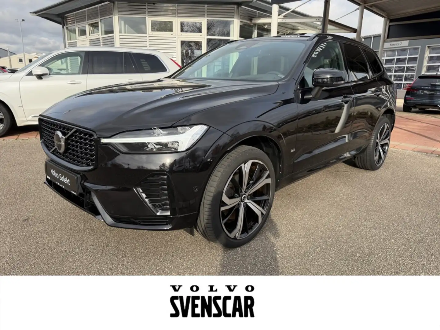 Volvo XC60 R Design B4 HUD AD StandHZG El. Panodach Digitales Noir - 1