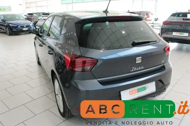 Seat Ibiza view 5