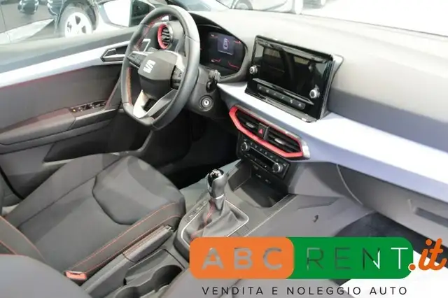 Seat Ibiza view 9