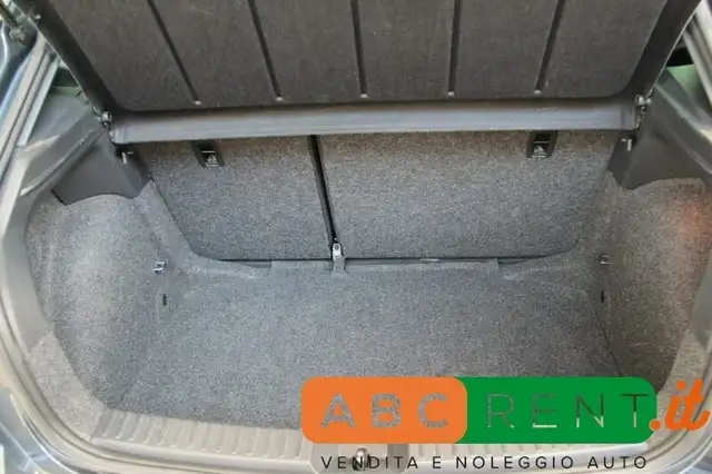 Seat Ibiza view 14