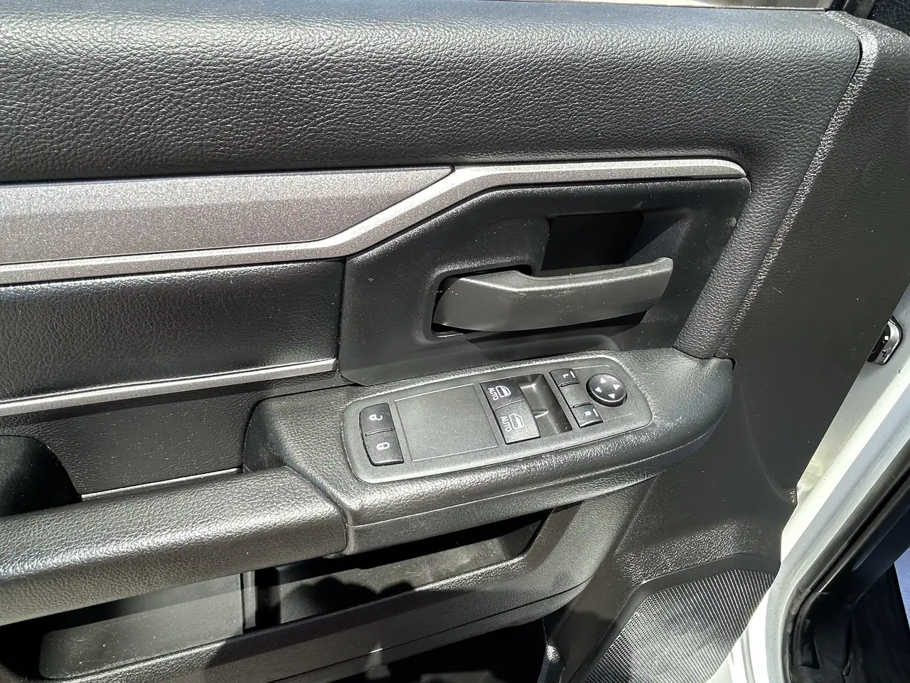 RAM 3500 снимка RAM 3500