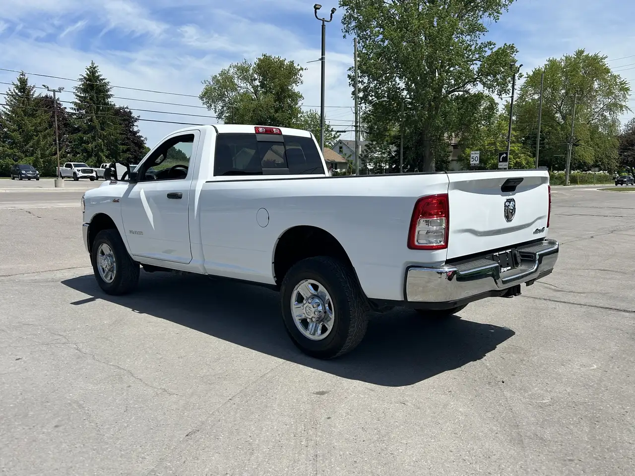 RAM 3500 снимка RAM 3500