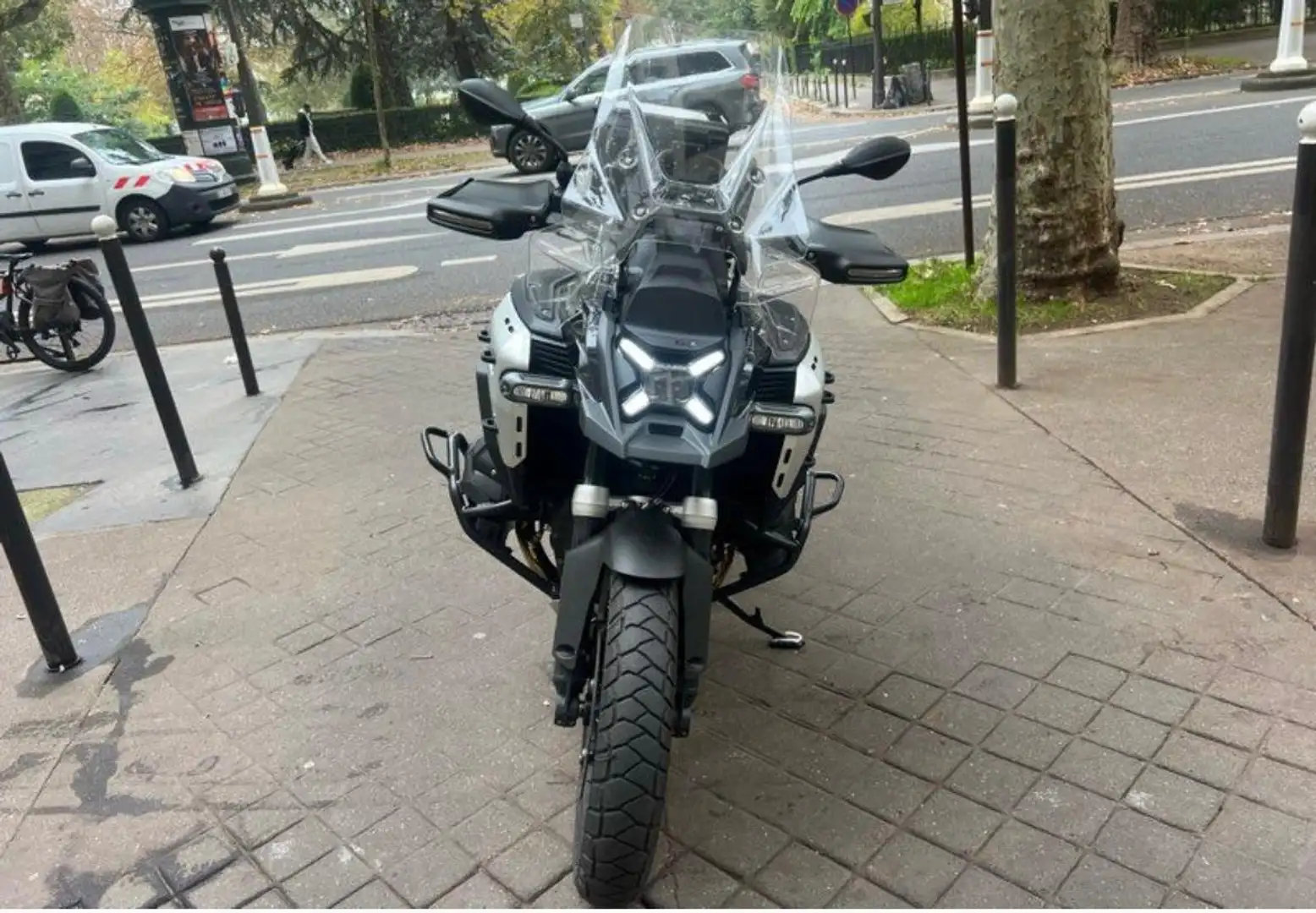 BMW R1300 GS Adventure Gris - 2