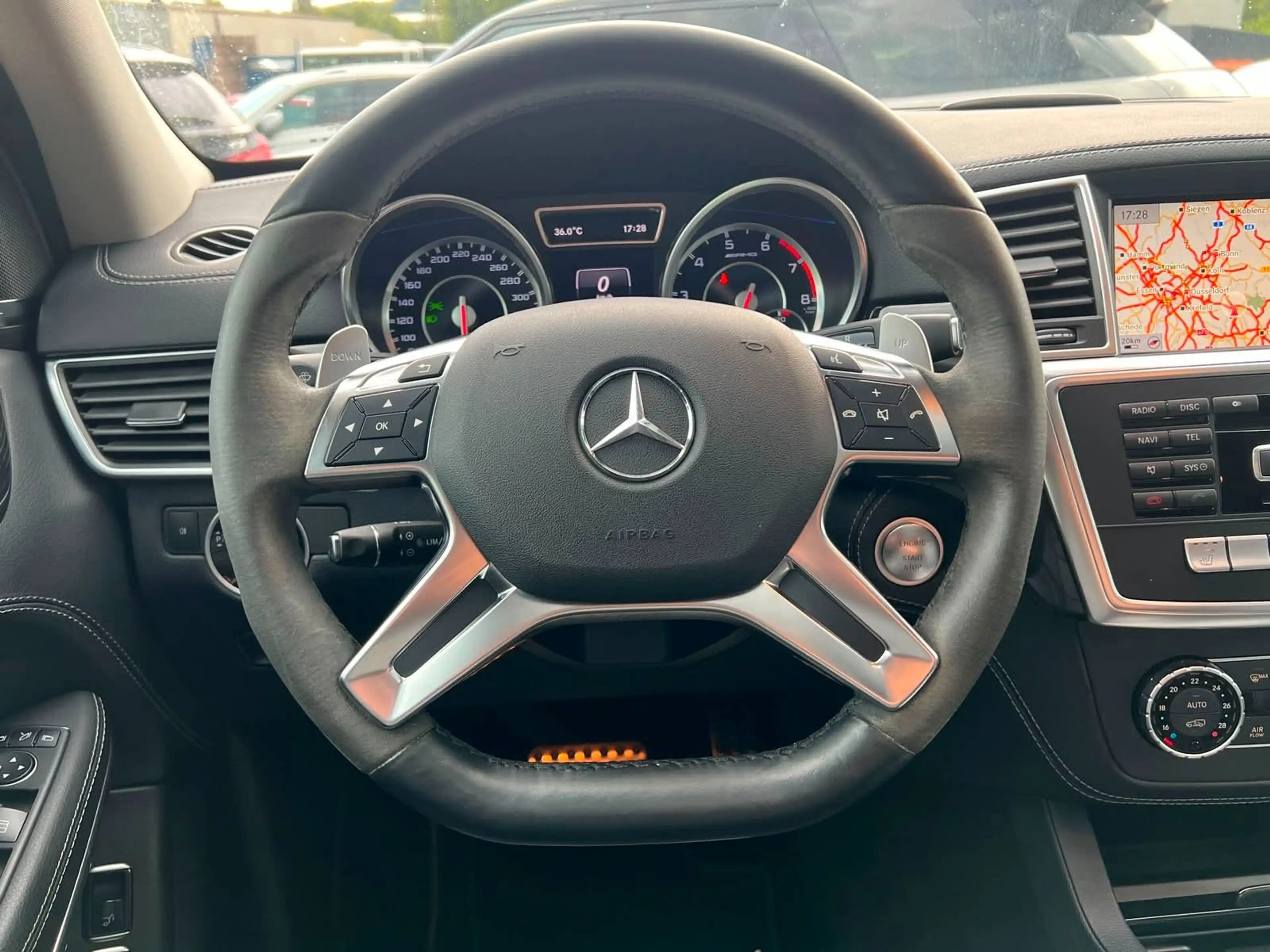 Mercedes-Benz GL 63 AMG 4MATIC-100% FULL-HARMAN-TV-7 SITZE — photo 14
