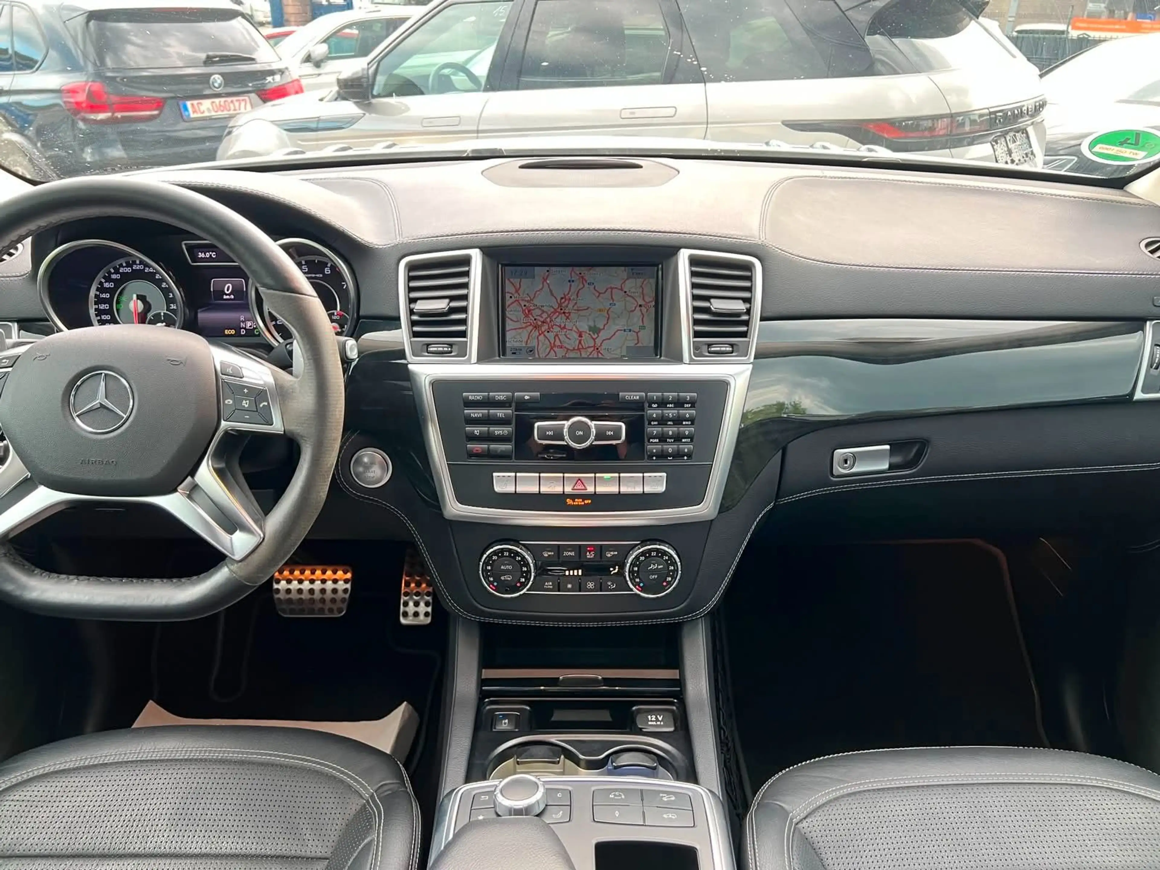 Mercedes-Benz GL 63 AMG 4MATIC-100% FULL-HARMAN-TV-7 SITZE — photo 13