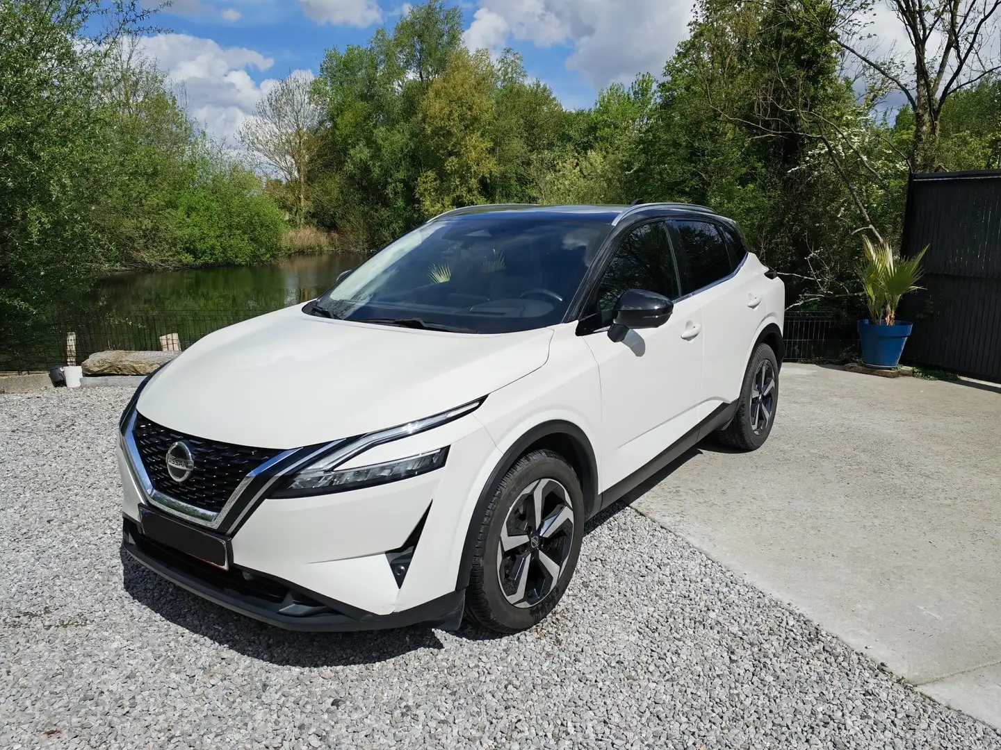 Nissan Qashqai 1.3 DIG-T MHEV N-Connecta Xtronic Blanc - 1