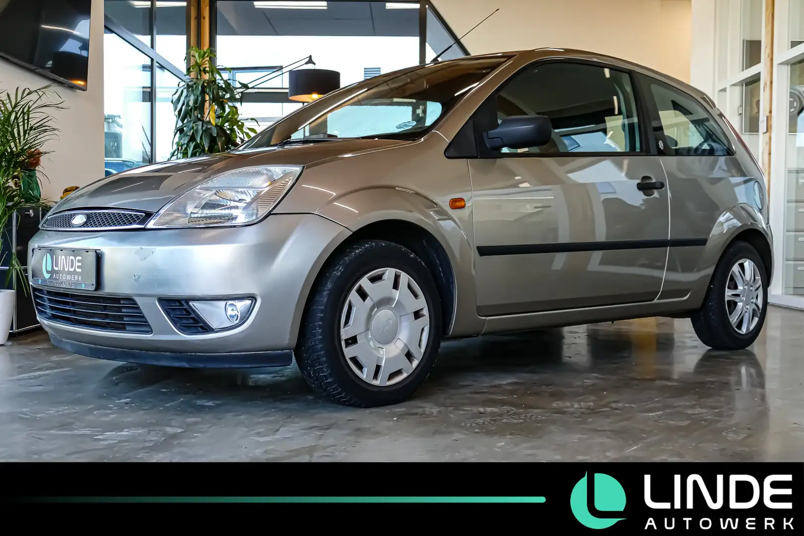 Ford Fiesta Ghia | AUTOMATIK | KLIMA | PDC Silber - 1